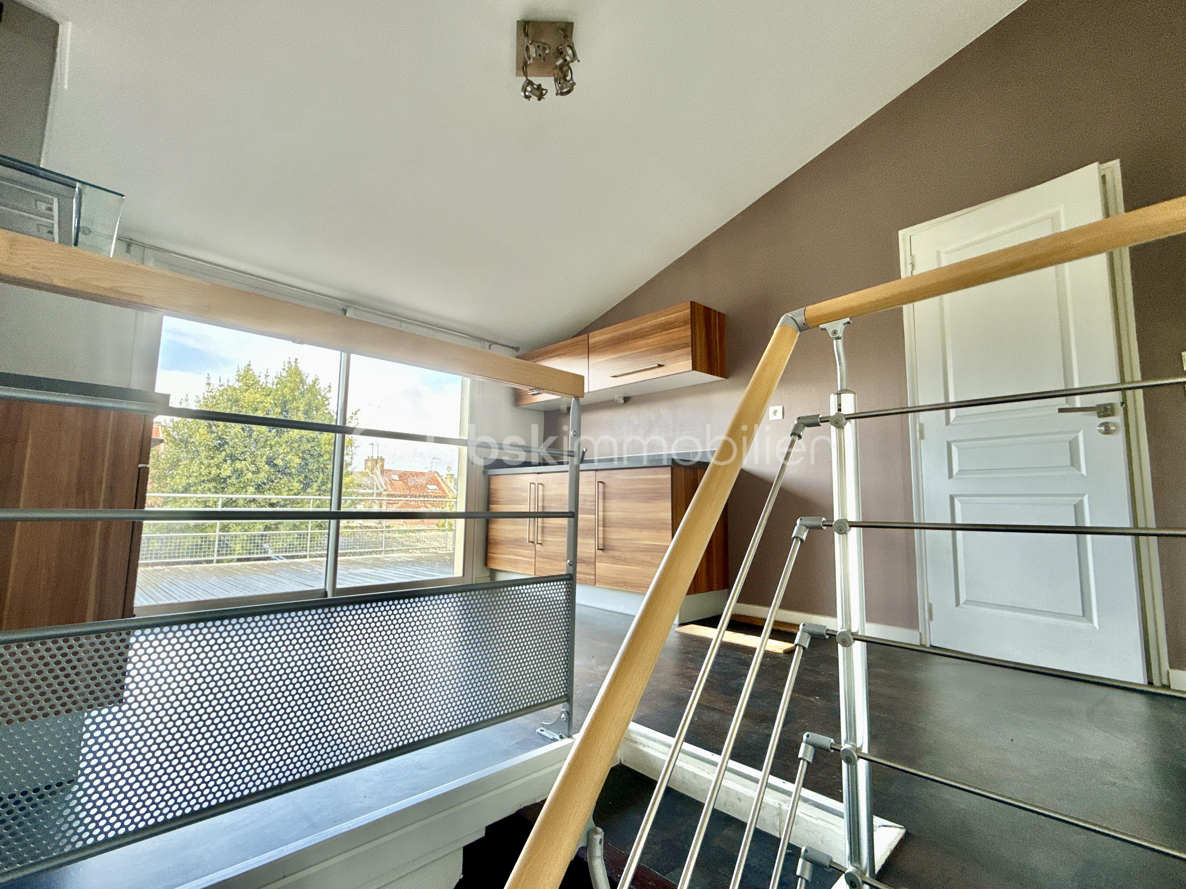 Immeuble de 200 m² - DJI_20251004_131619_562.jpg