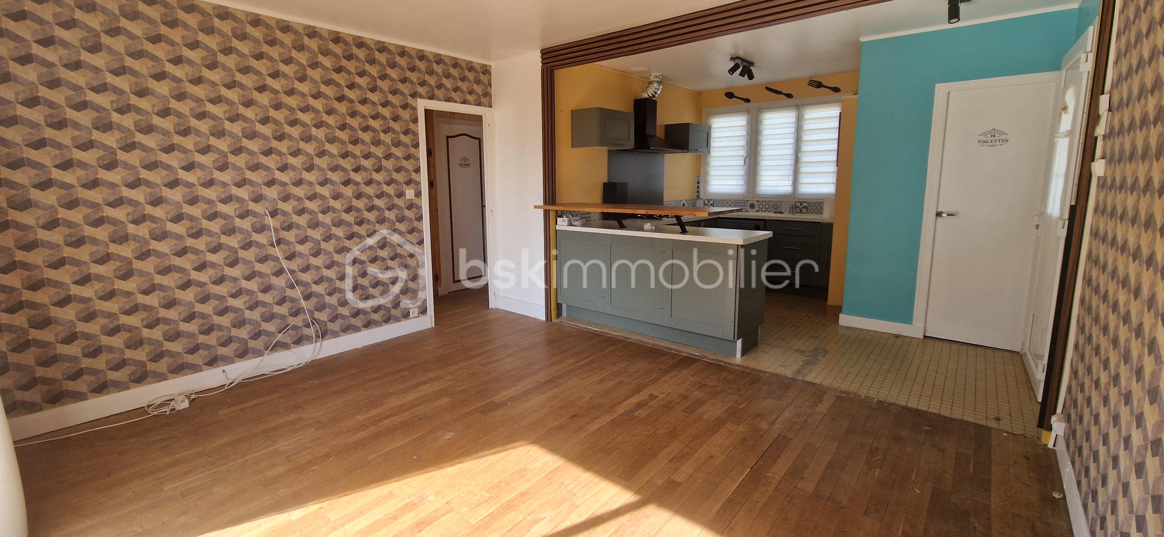 Maison ancienne de 52 m² - séjour.jpg