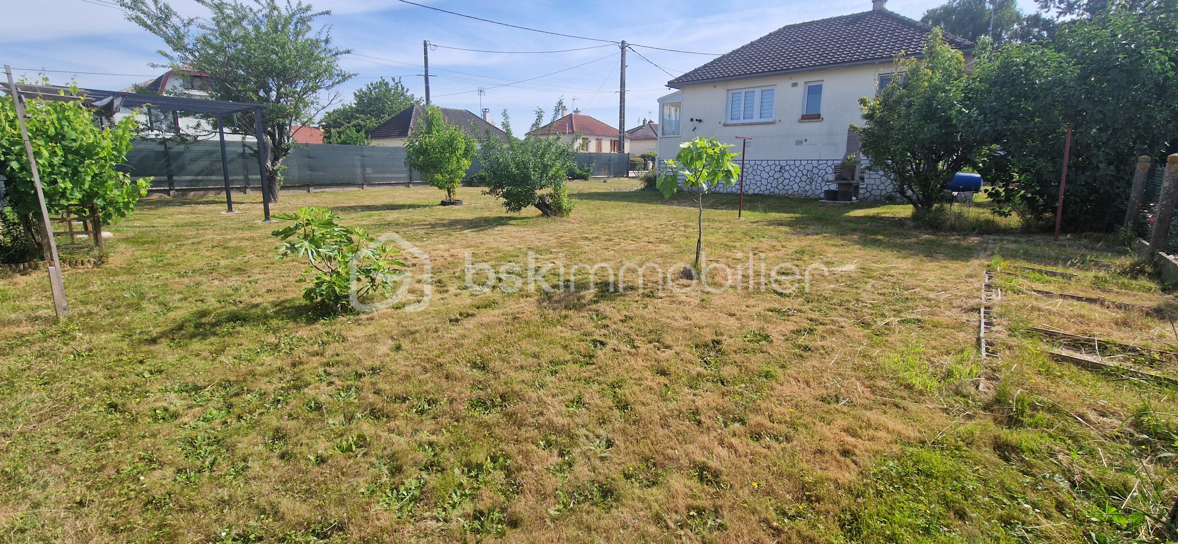 Maison ancienne de 52 m² - jardin.jpg