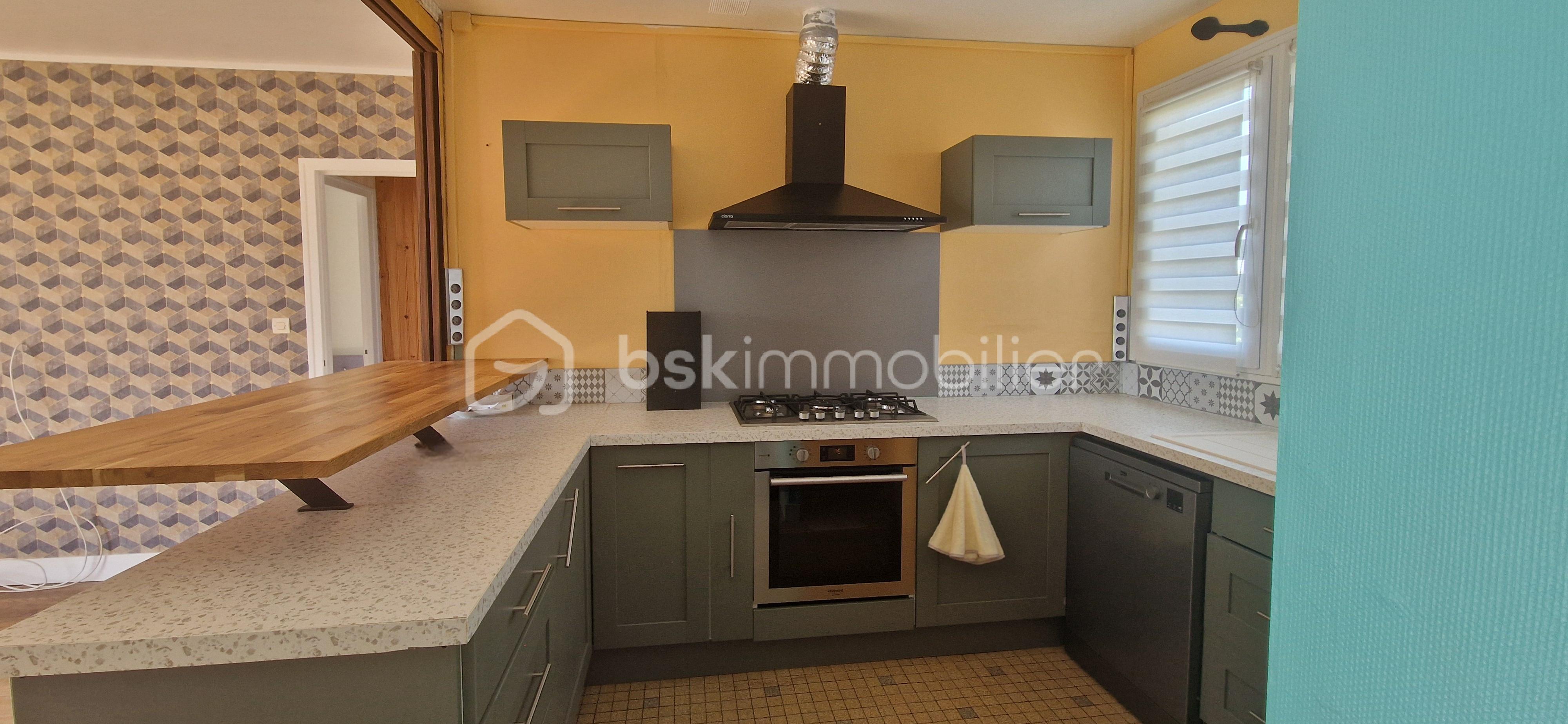 Maison ancienne de 52 m² - cuisine.jpg