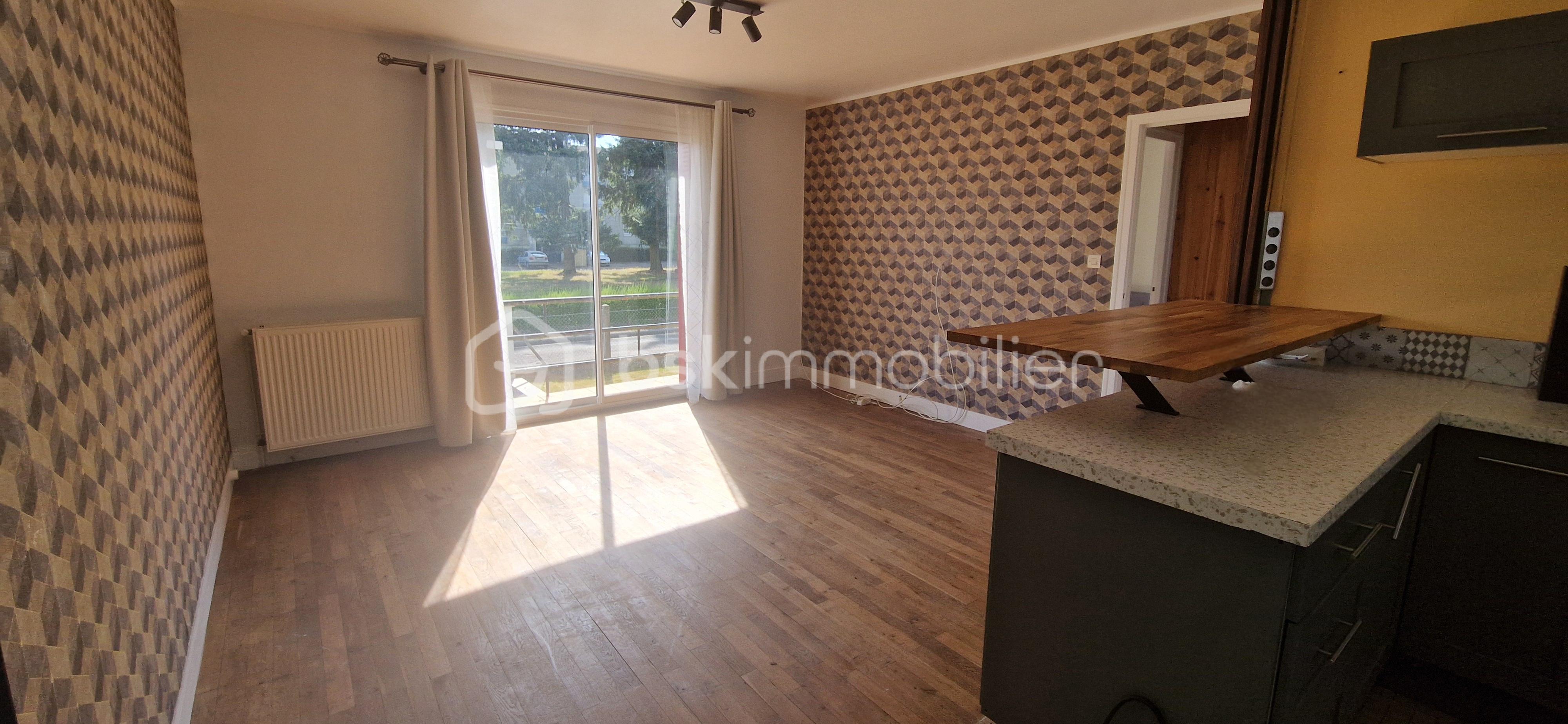 Maison ancienne de 52 m² - séjour- cuisine.jpg