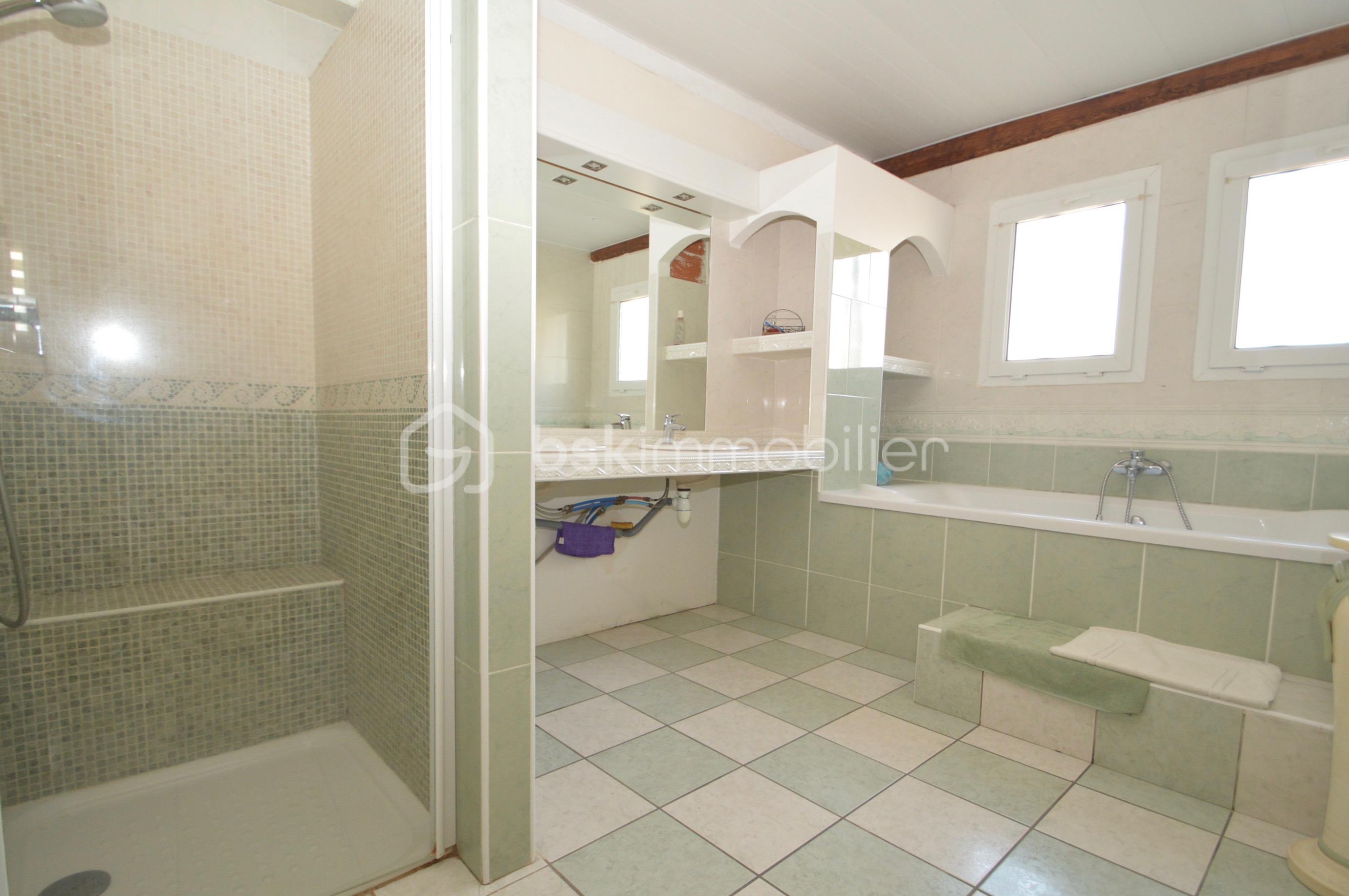 Villa de 180 m² - SALLE D EAU - 1.jpg