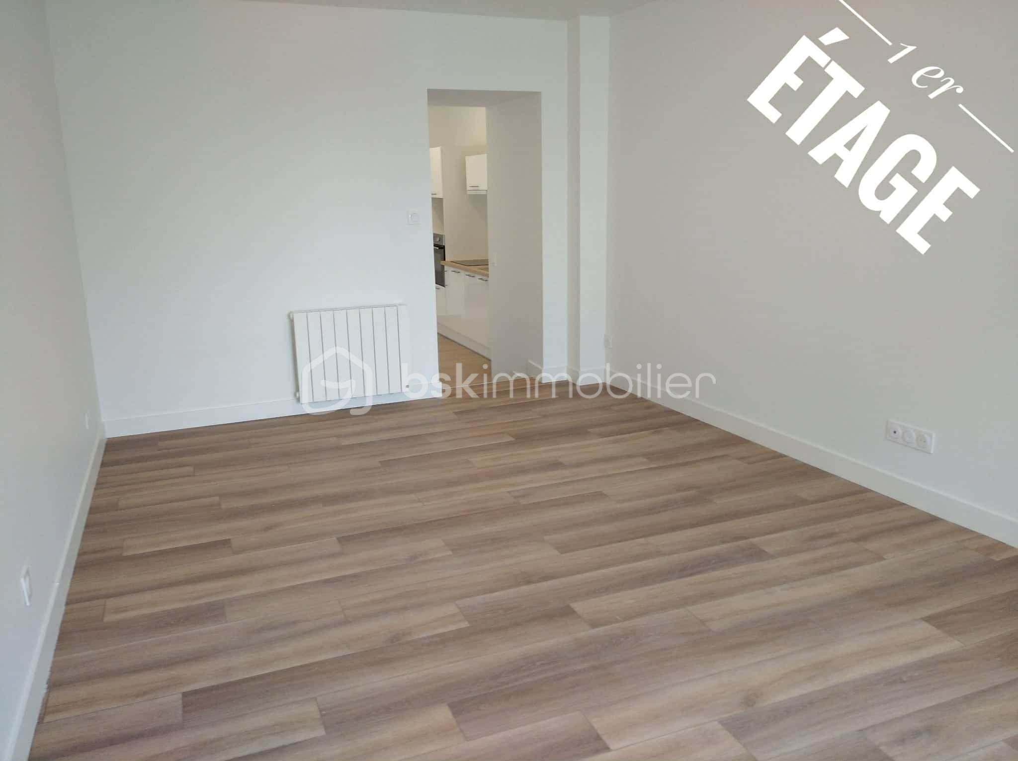Immeuble mixte de 150 m² - 2528d872-7302-4ae4-ae53-ec859f7e6477.jpg