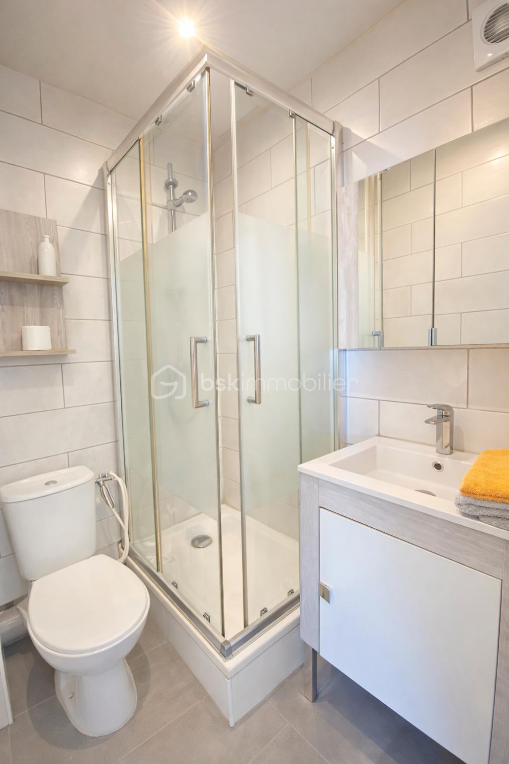 ChatGPT Image 6 mars 2026, 10_39_27.png