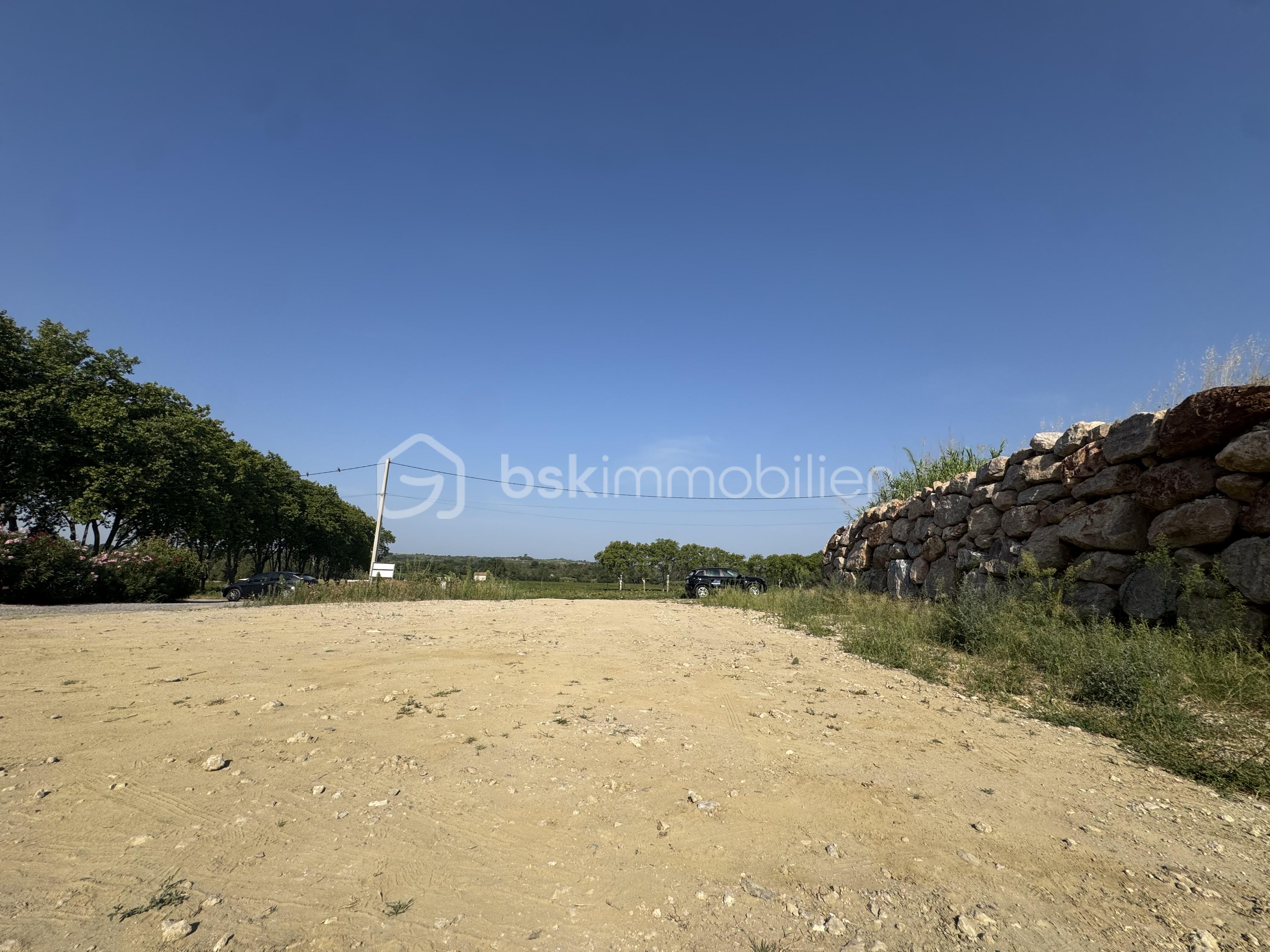 Lotissement de 576 m² - f1QB4RrVXyYF9zHUWMfaZTfQGaoOJDUuUYjZWO6p.jpg