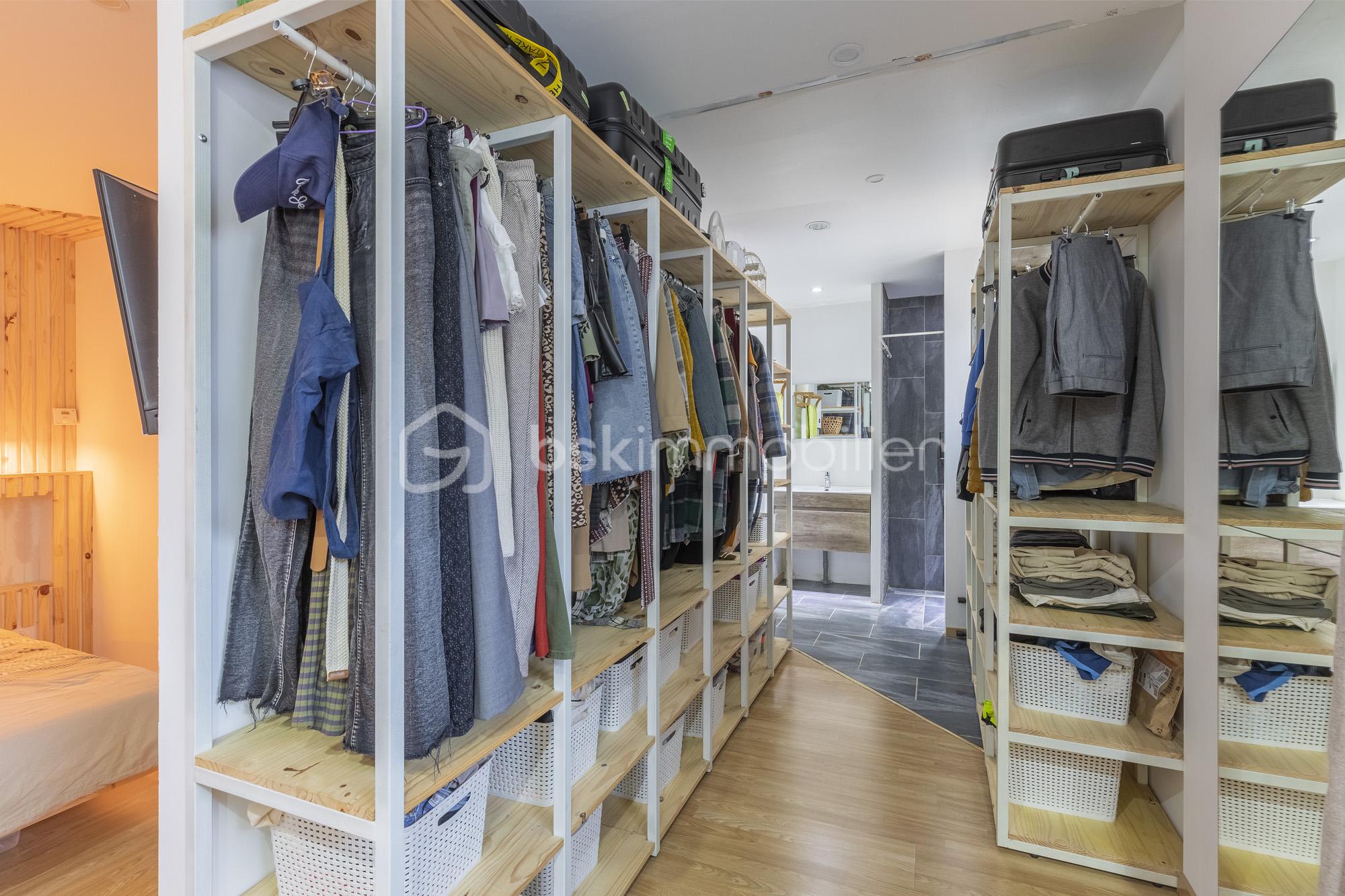 23 ch 1 dressing.jpg