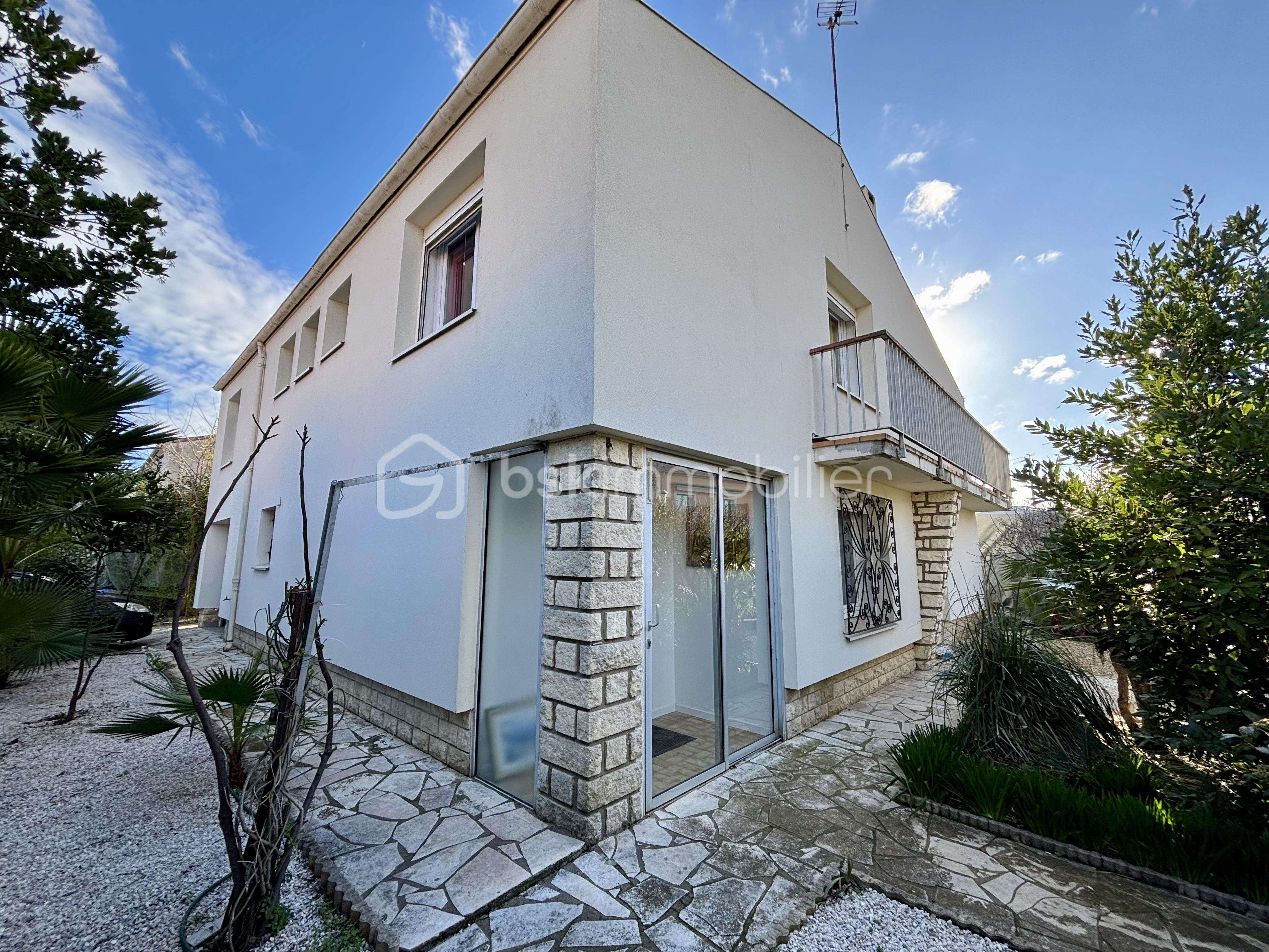 Maison traditionnelle de 145 m² - image00001.jpeg