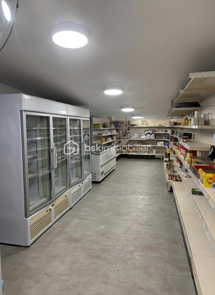 Duplex de 70 m² - vkv1XOdONZSkhEbU437XM2X0gOgsRi7kJna8OsYF-branded.jpg