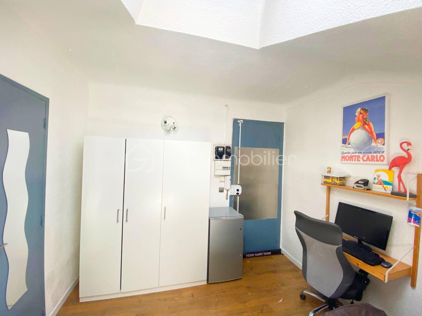 Appartement de 11,61 m² - Entrée.jpg