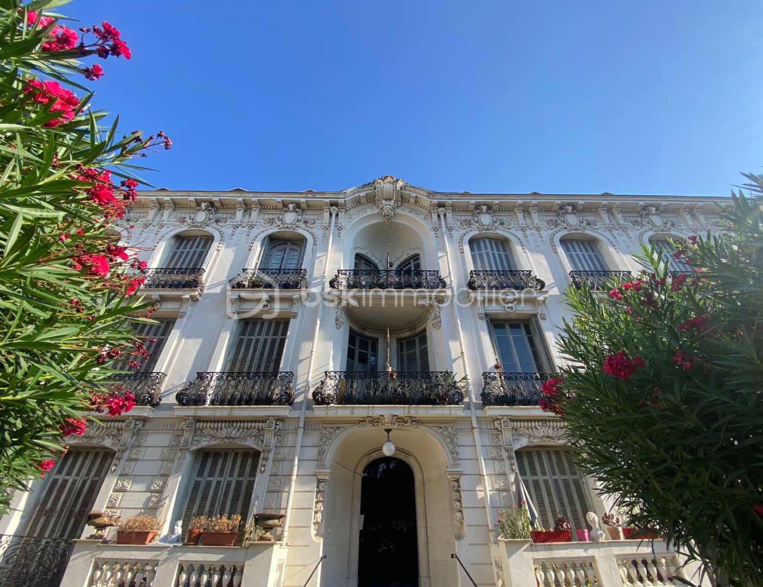 Appartement de 11,61 m² - Facade.jpg