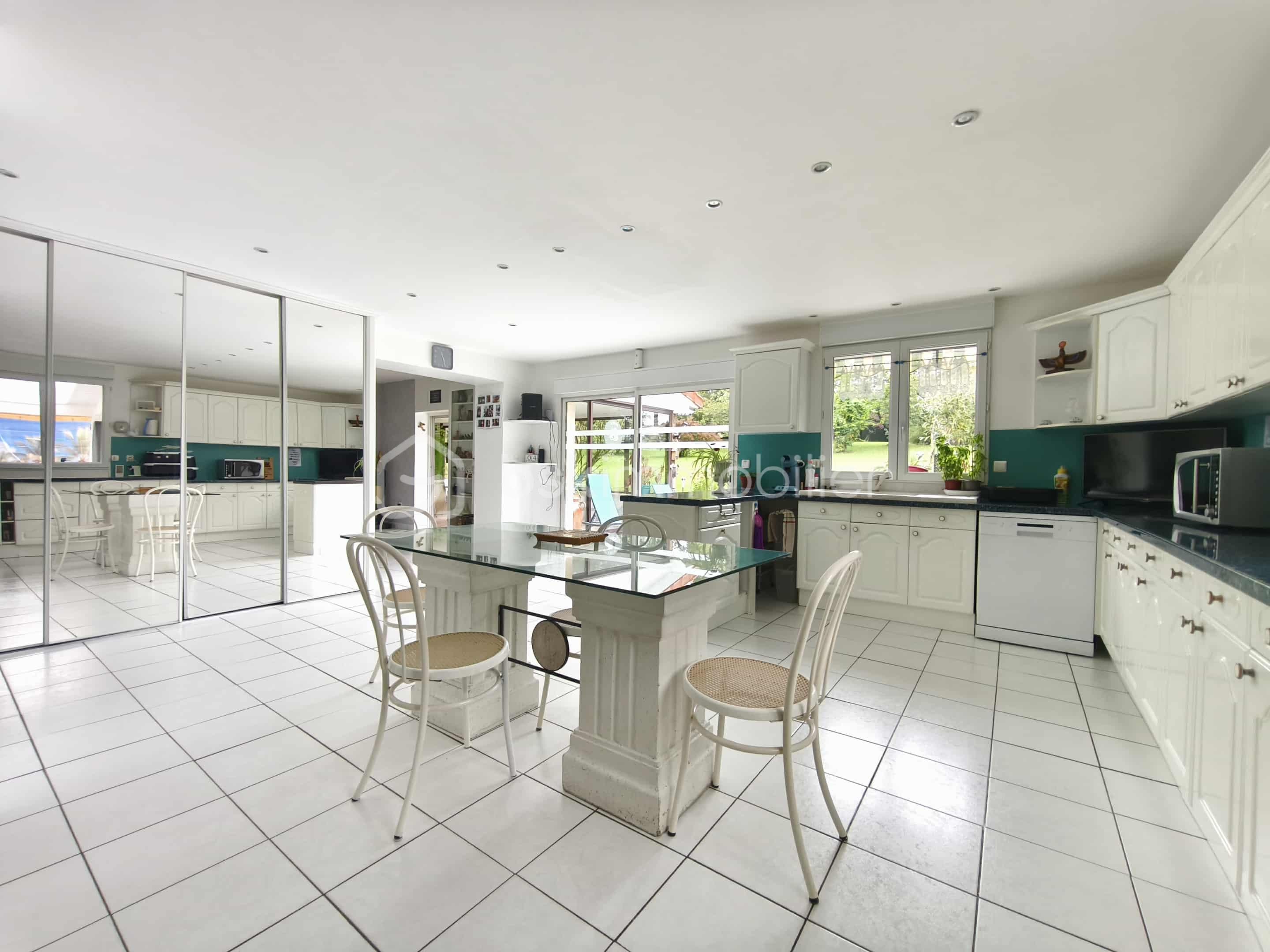 Maison de 232 m² - 4.jpeg