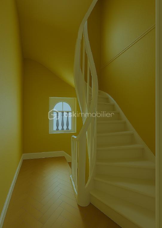 Immeuble mixte de 180 m² - Escalier.png