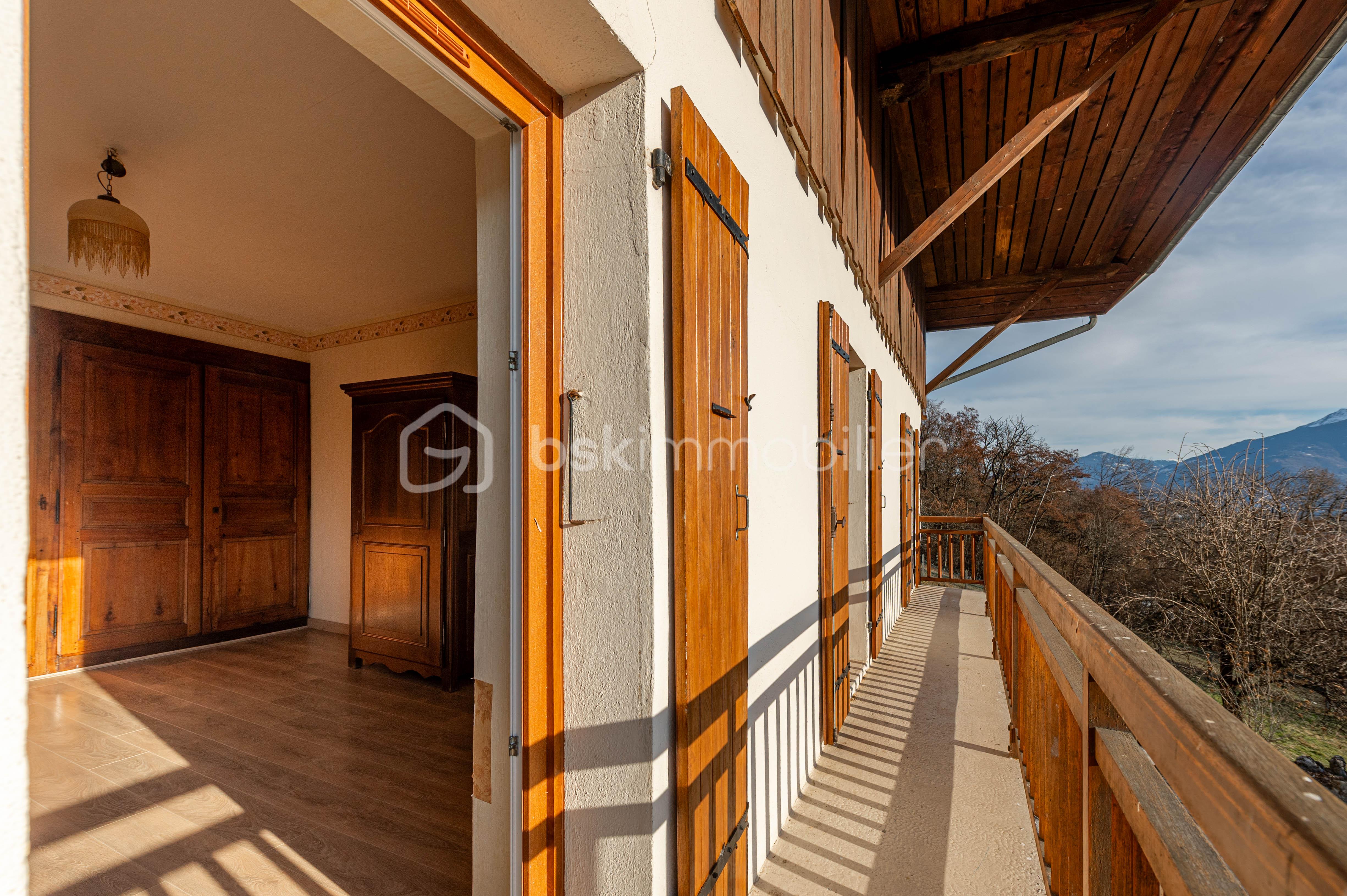 Maison de 116 m² - BSK-Maison-St-Vital@KaptureBD-29.jpg