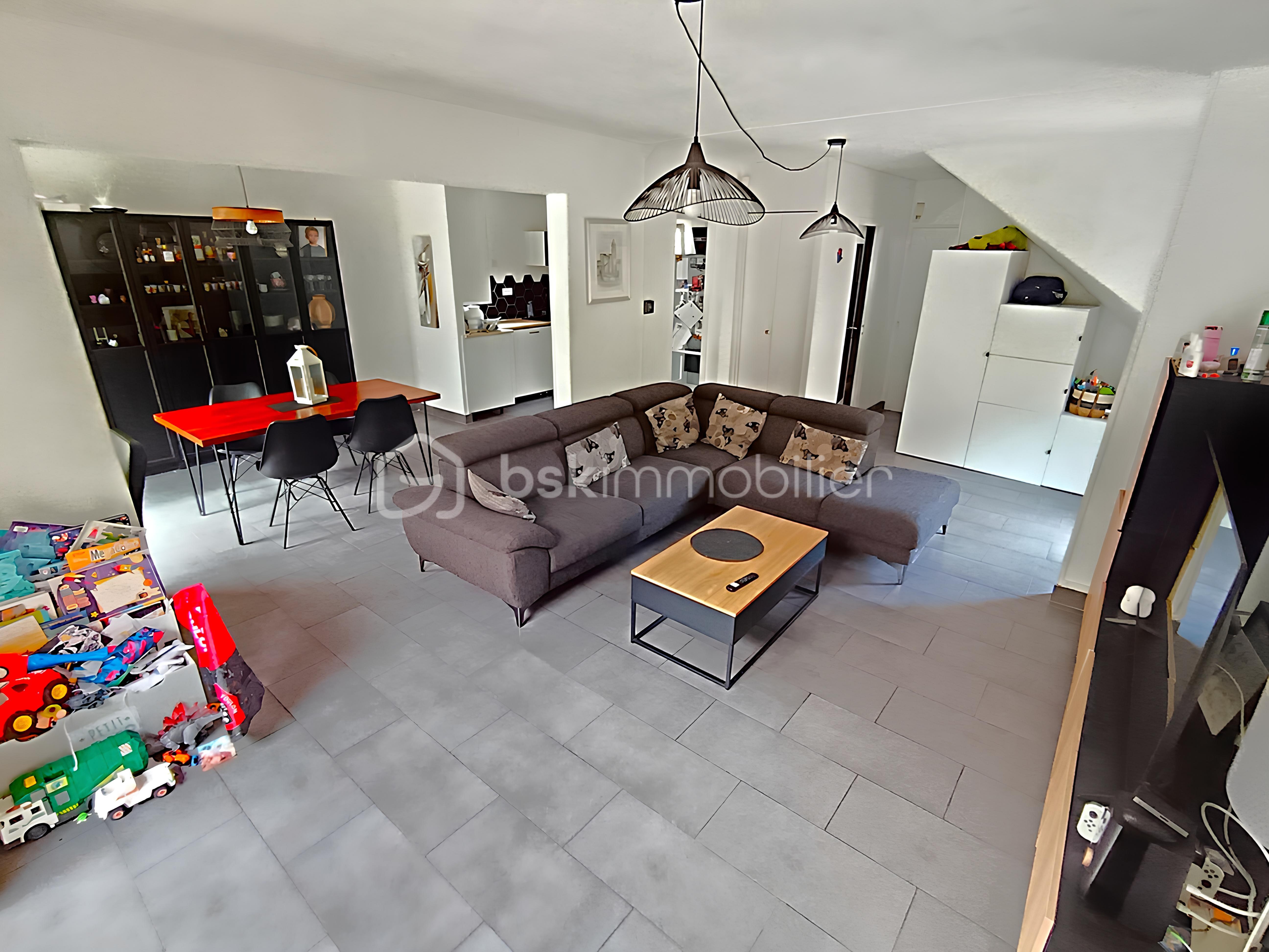 Maison de 94 m² - 5 Séjour 3.jpg