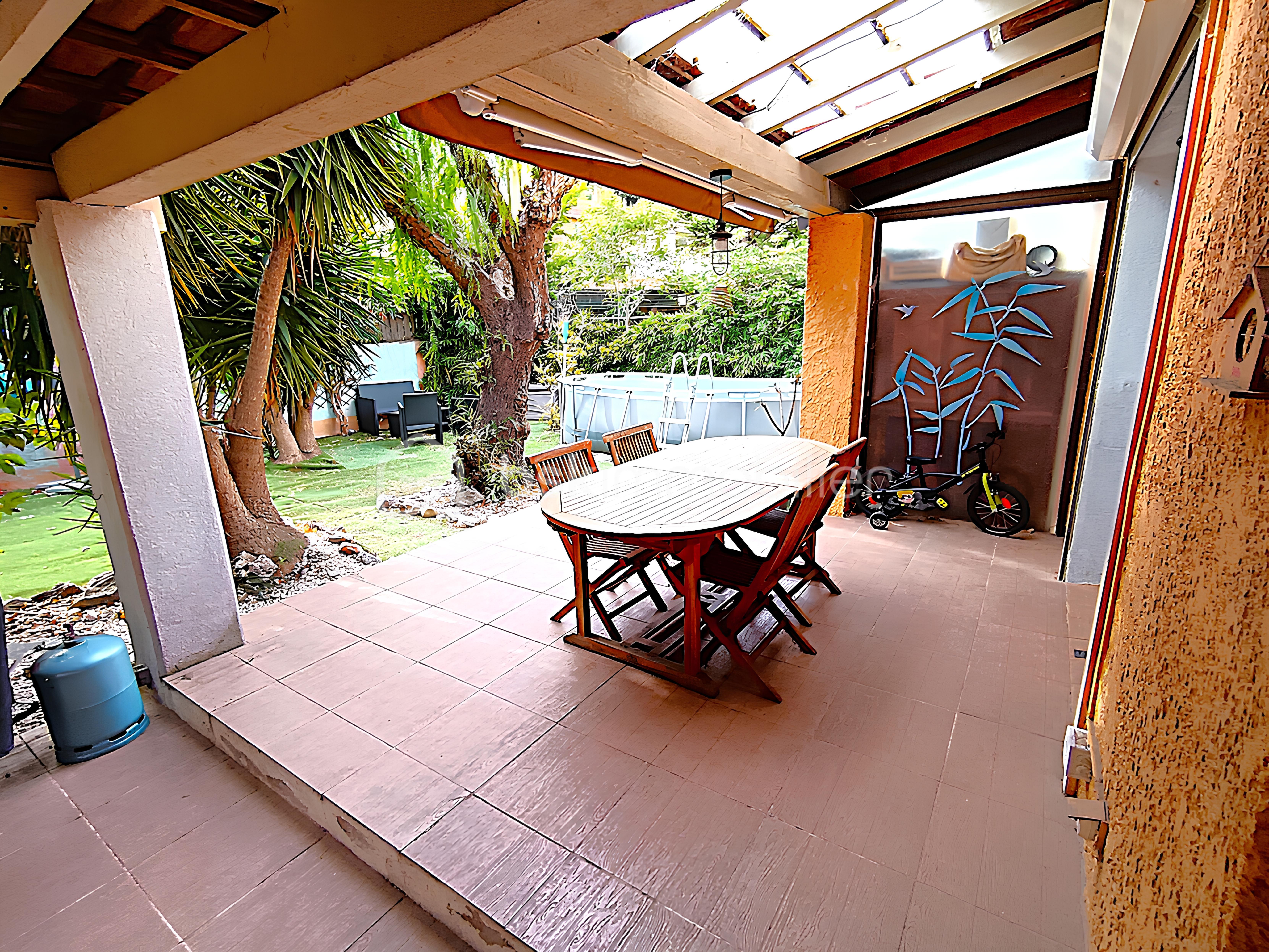 Maison de 94 m² - 2 Terrasse 2.jpg