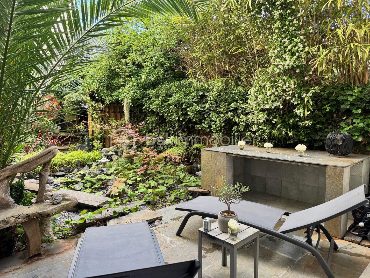 Jardin vu des transats + large.jpg