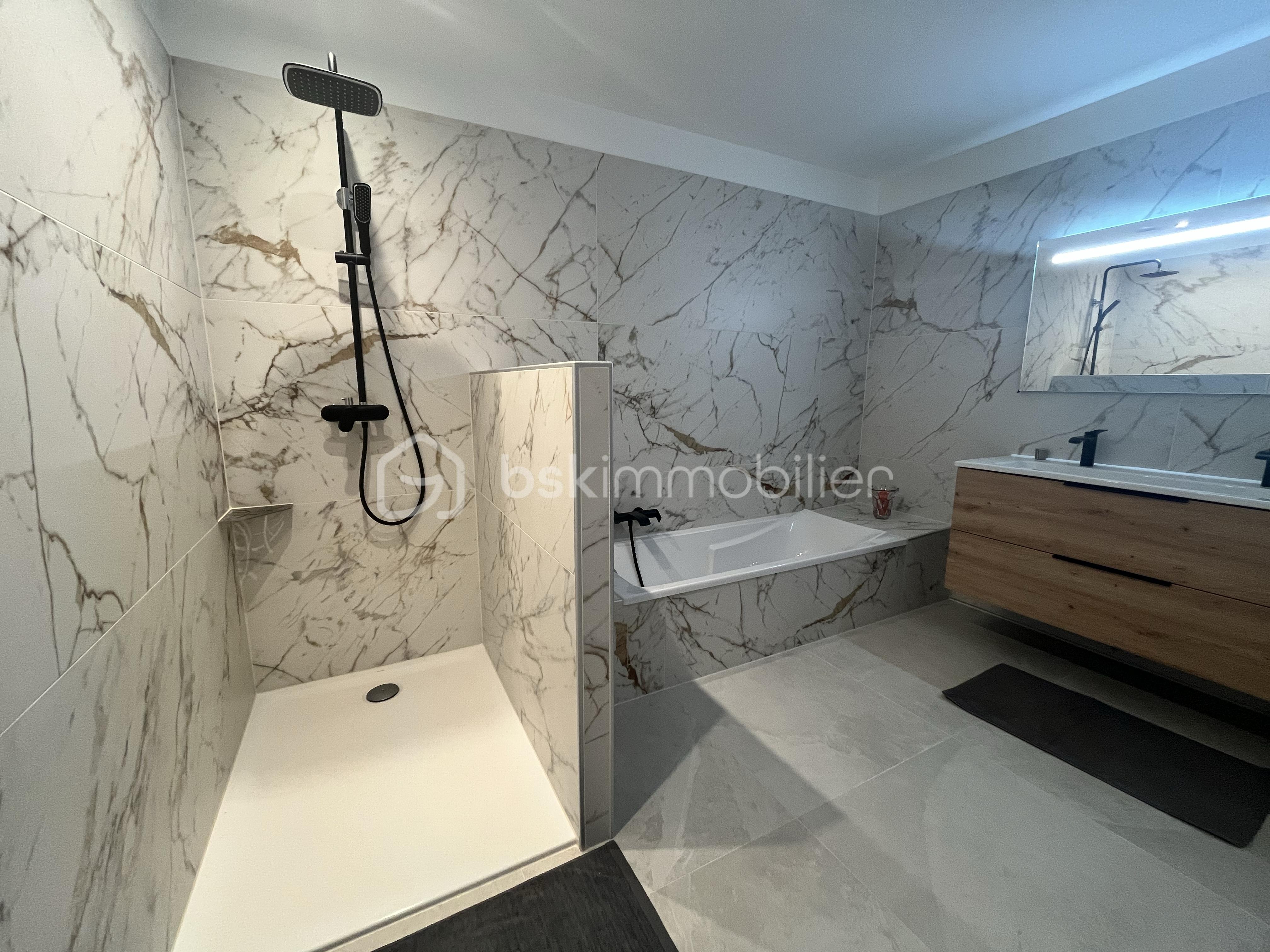 Maison contemporaine de 104 m² - tempImagemahKOv.png