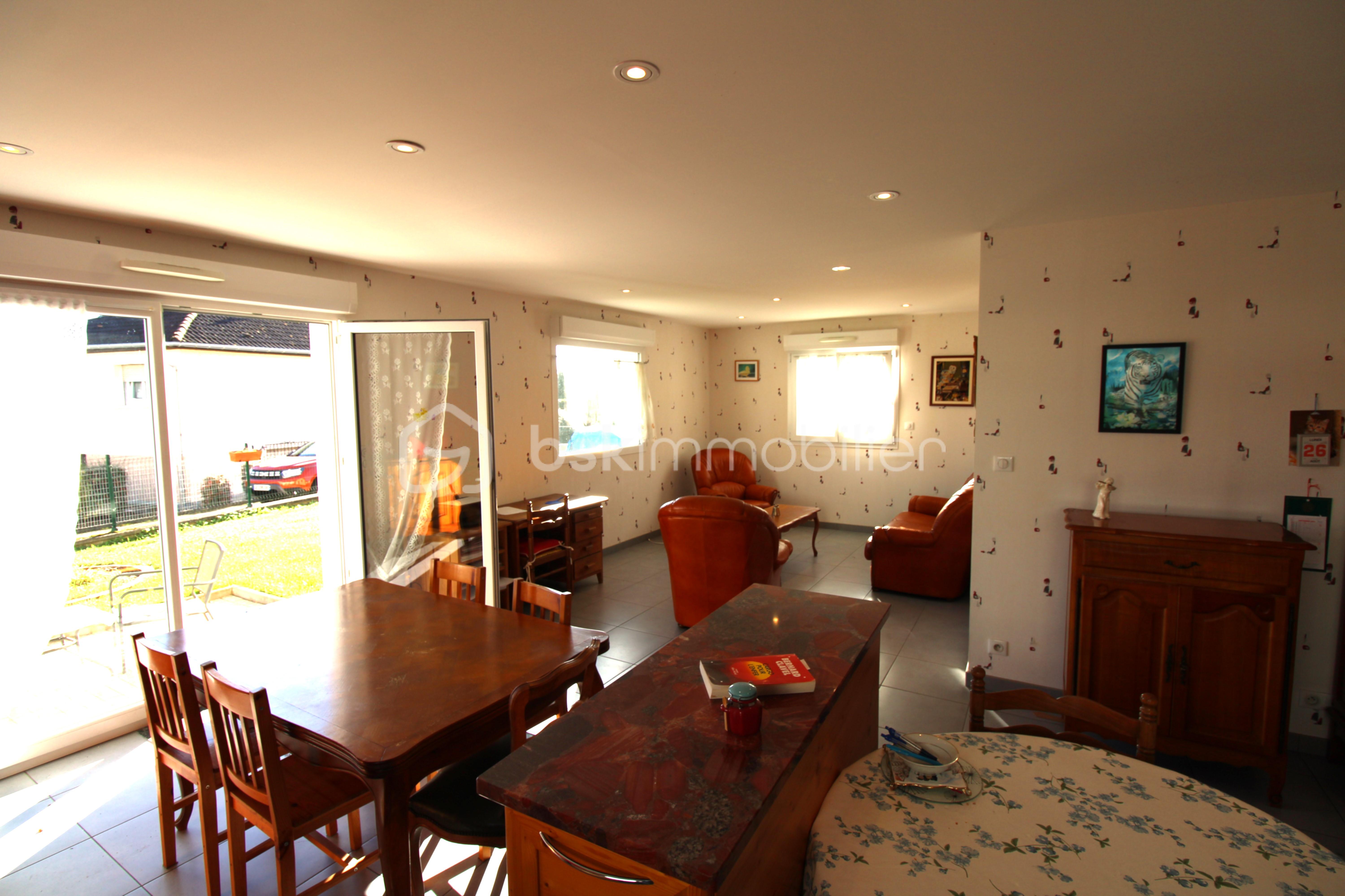 Maison de 100 m² - SALON V2.JPG