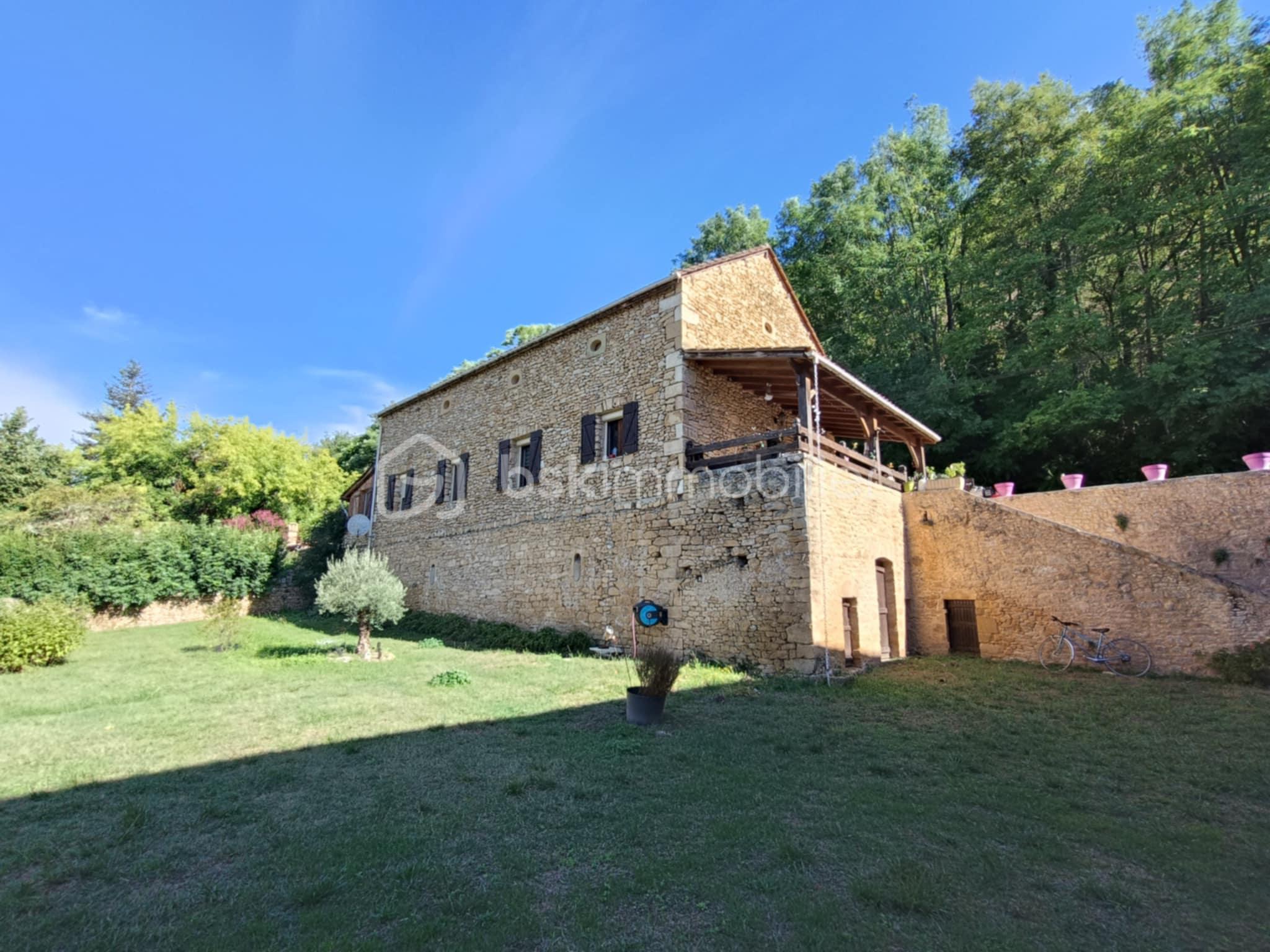 Maison en pierre de 144 m² - 4823e8fb-411f-4018-b6de-344a4dfec707.jpg