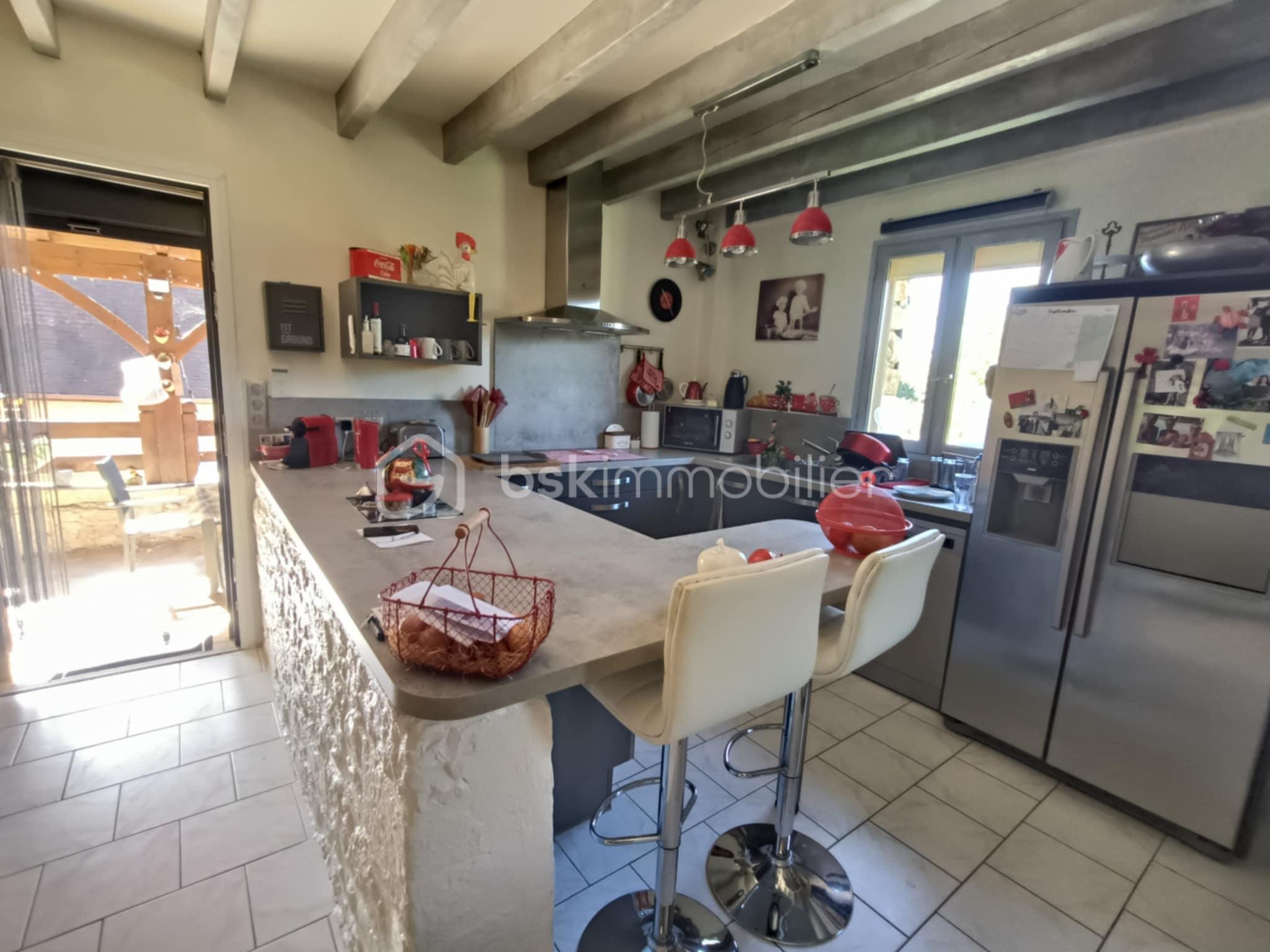 Maison en pierre de 144 m² - 92841da3-84ed-48b3-bd7a-e0ea3e2ec522.jpg