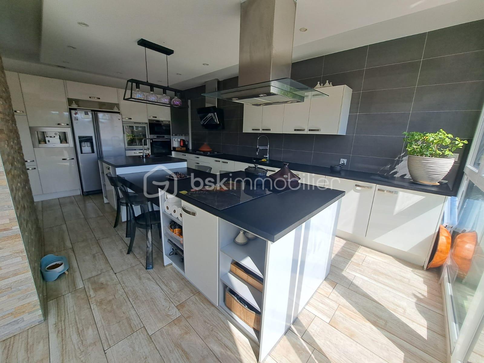 Appartement de 188 m² - hh.jpg