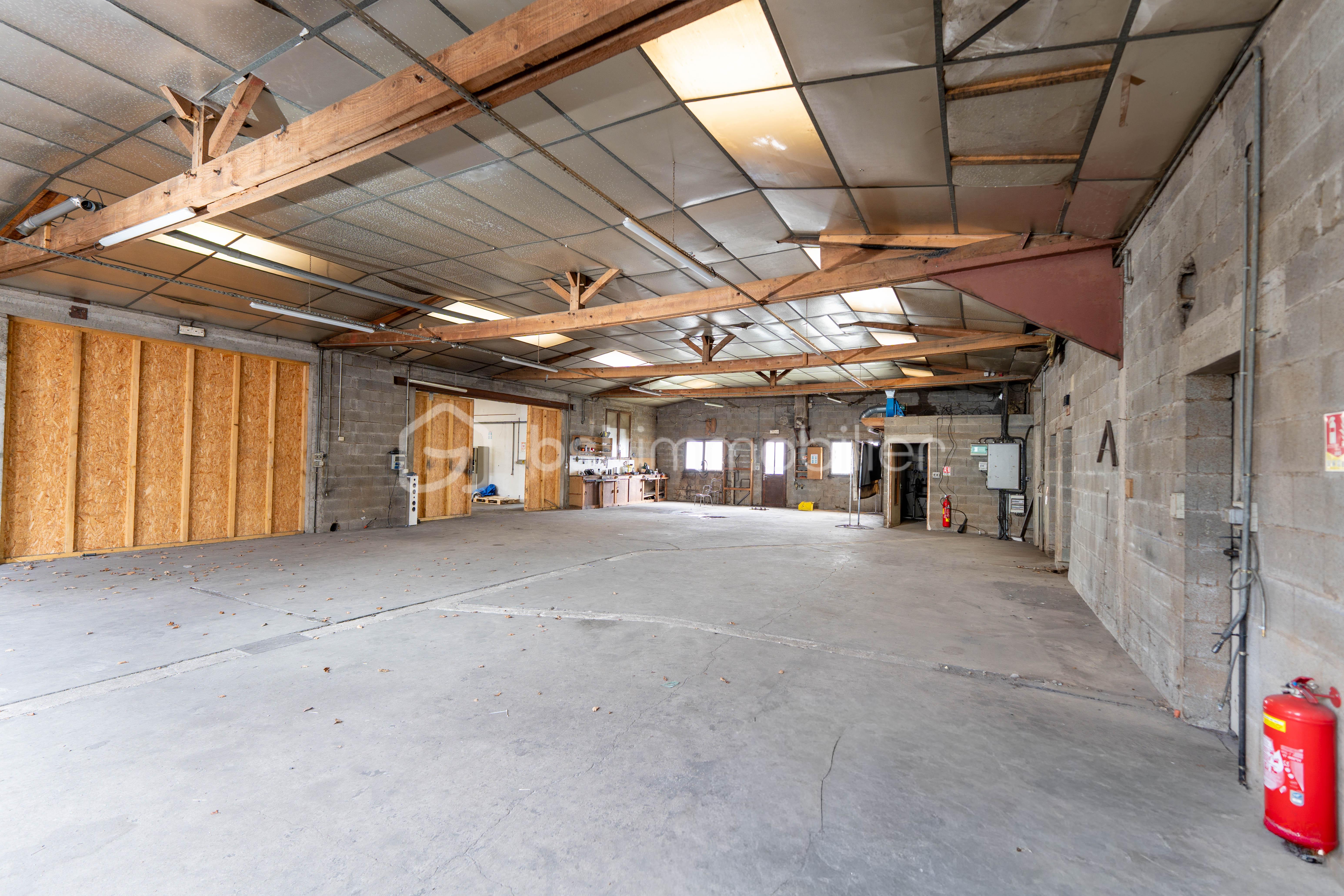 Immeuble mixte de 1 080 m² - 7.jpg