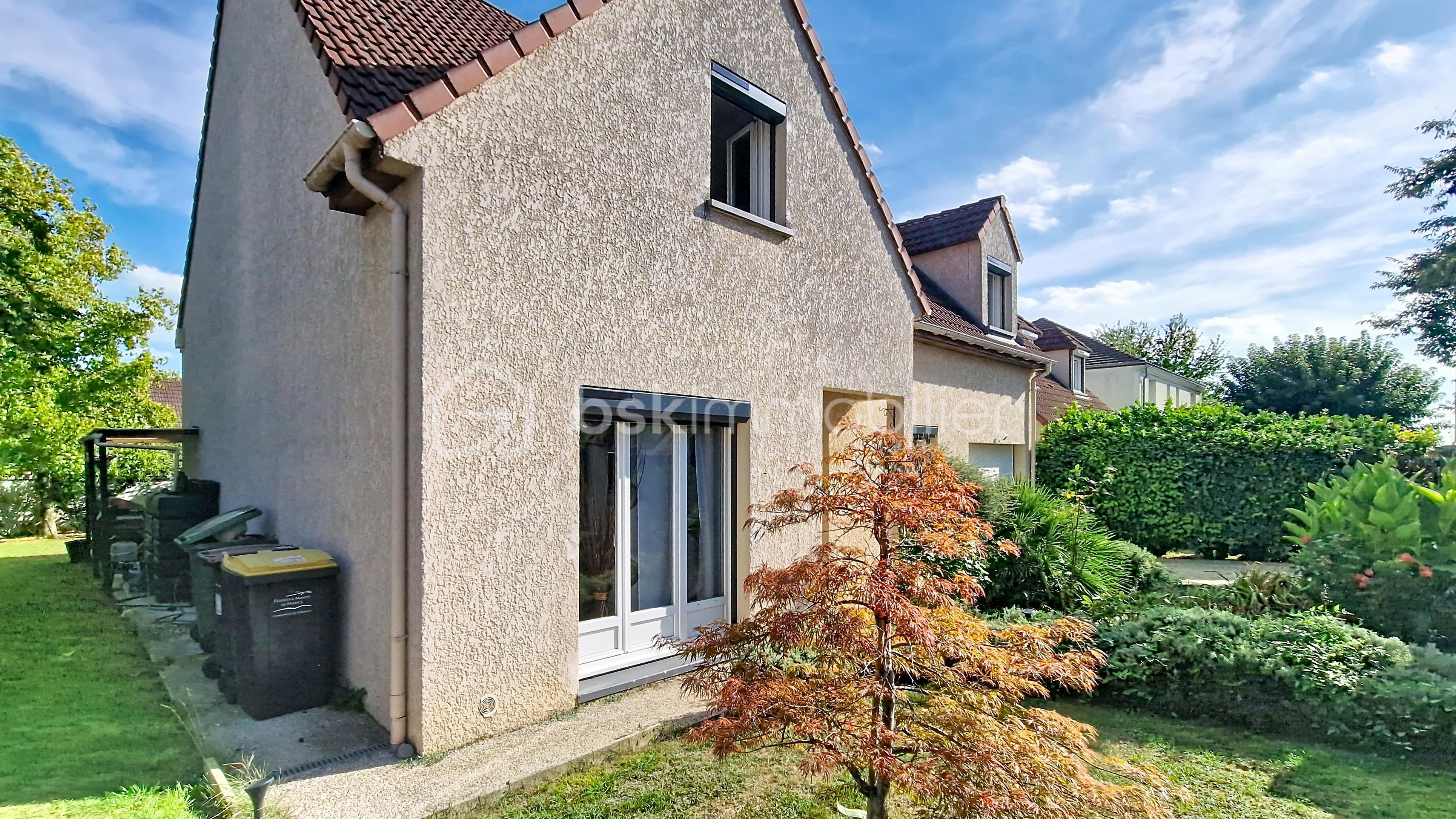 Maison 7 pièces 146 m² · à Claye-Souilly · 146 m² · 463 000 €