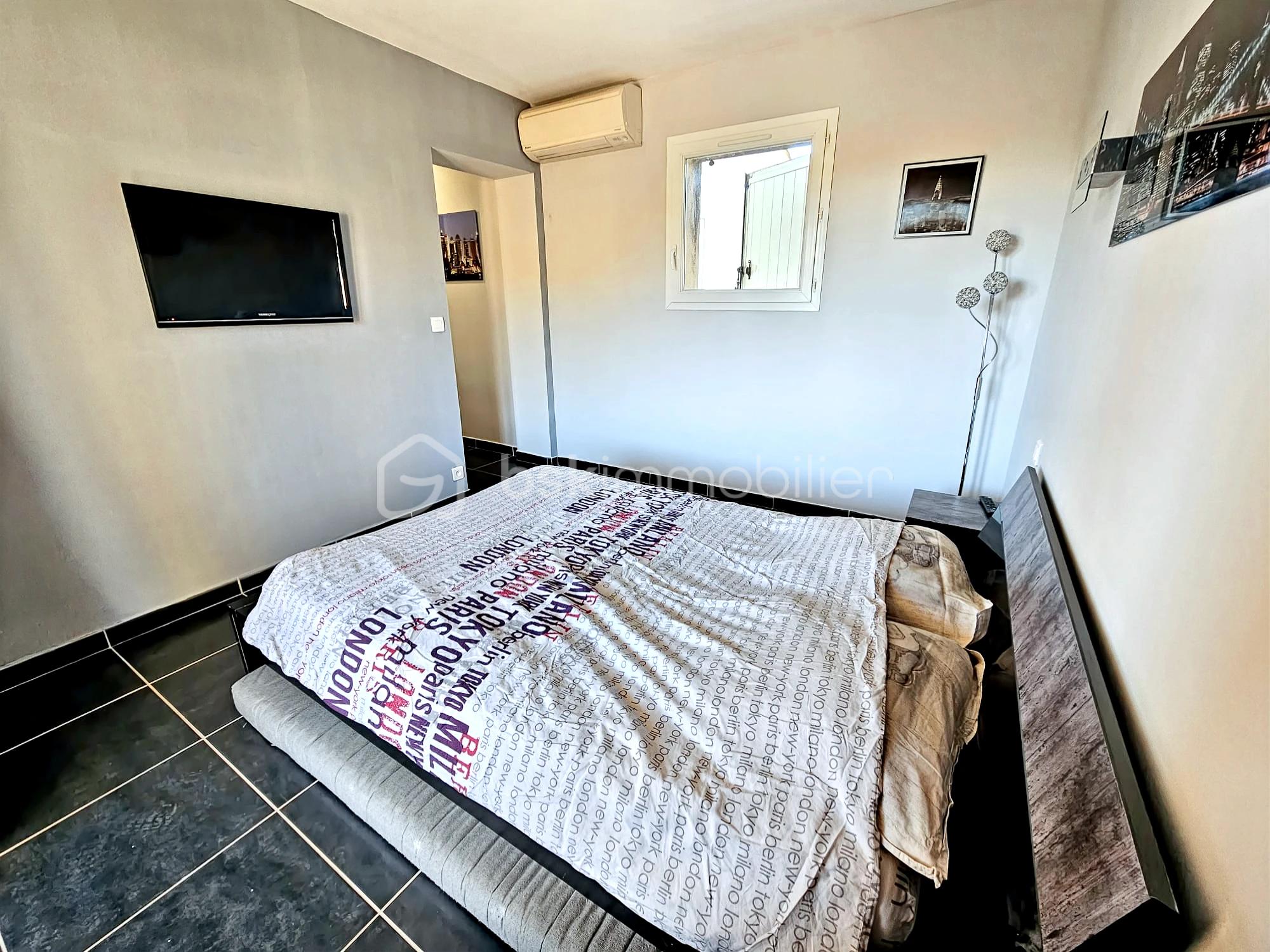 Maison de 150 m² - CHAMBRE 3 V.jpg