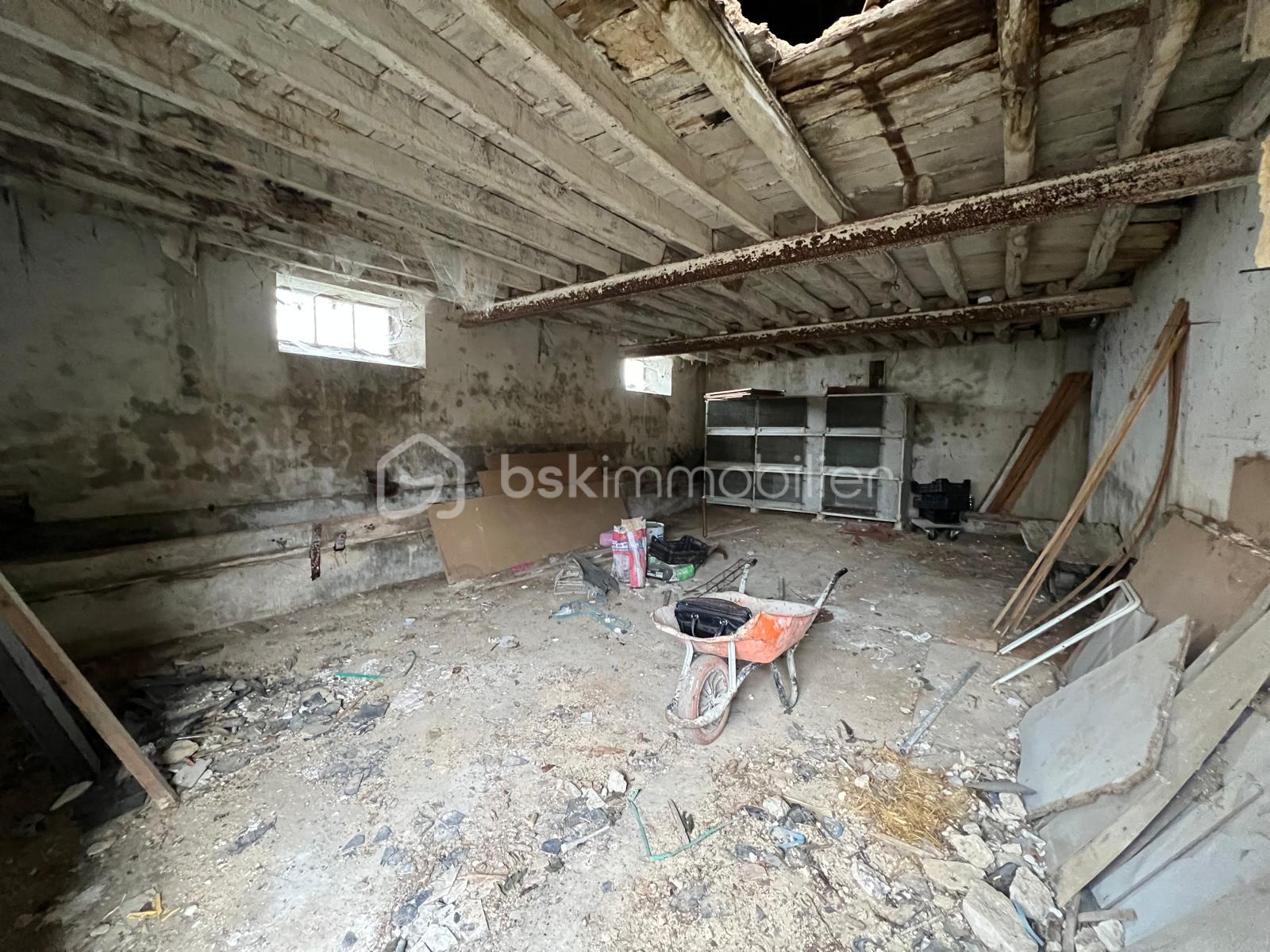 Maison de 220 m² - IMG-20251203-WA0012.jpg