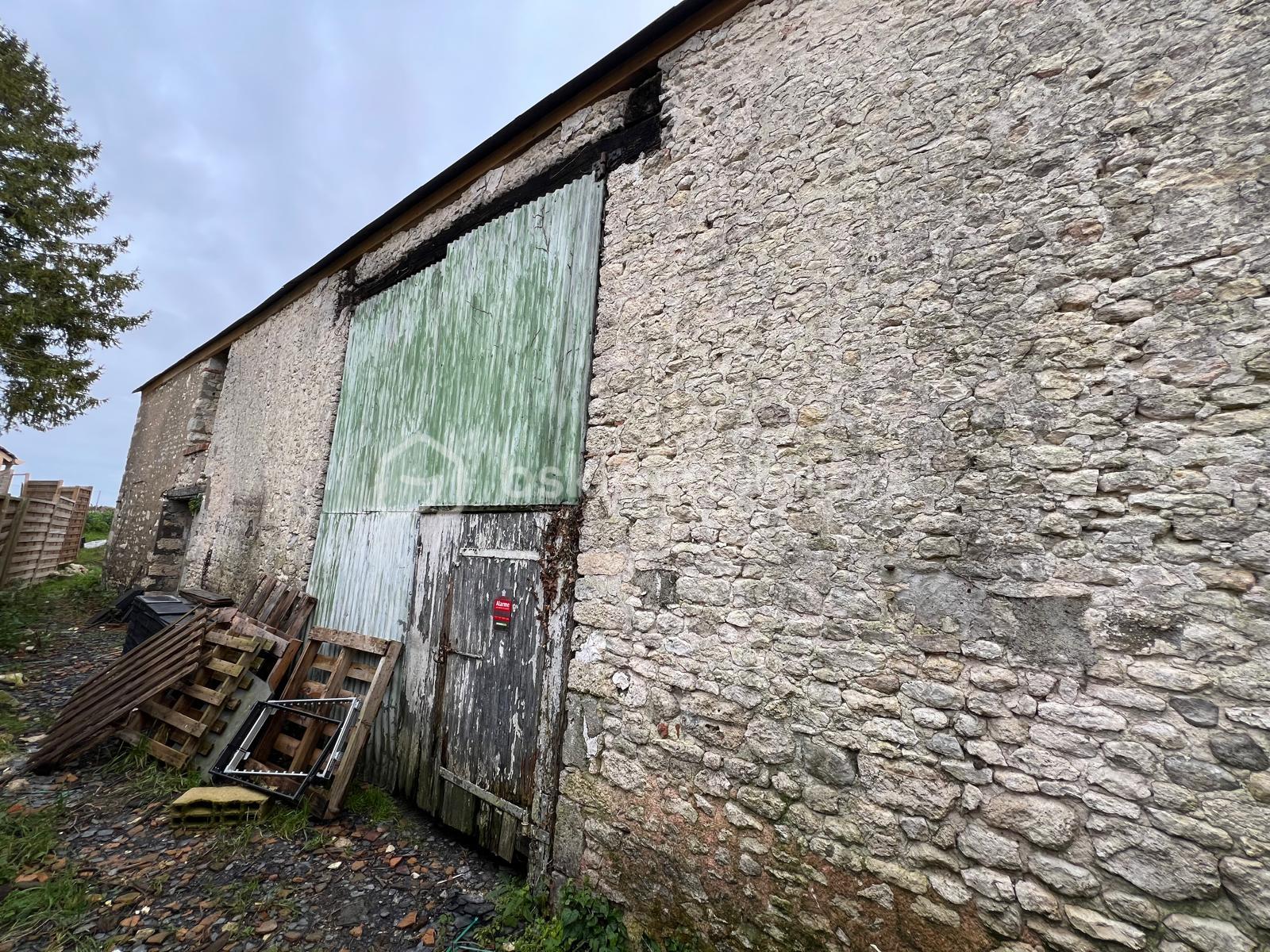 Maison de 220 m² - IMG-20251203-WA0020.jpg