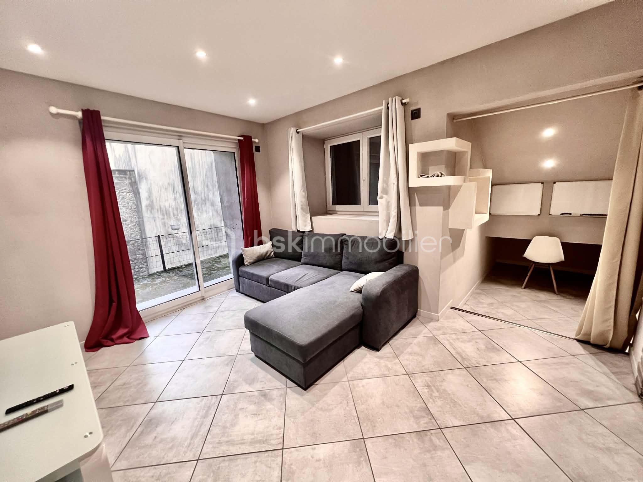 Appartement de 50 m² - a68ab27e-eadb-4cf0-80da-6e242e8dc1e5.jpg