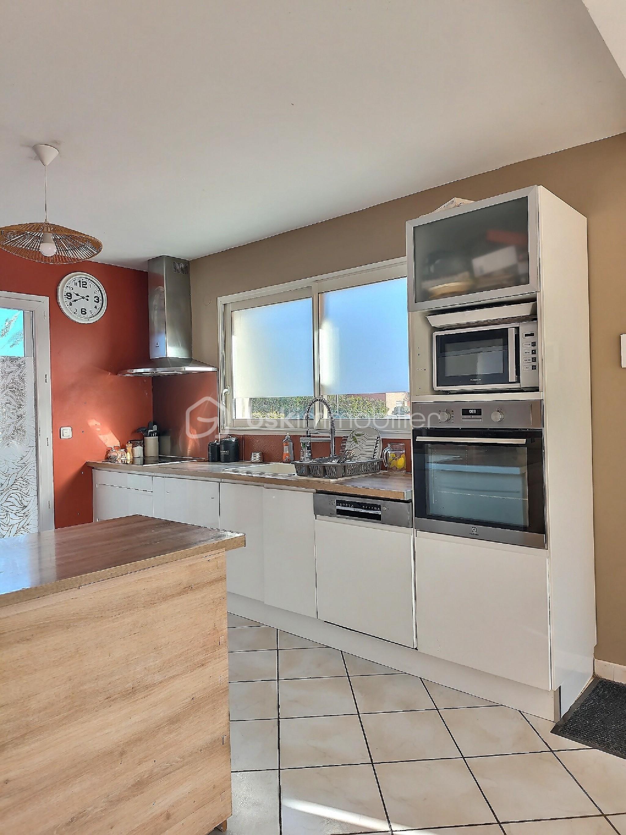 Maison de 138 m² - 8D3C263D-8838-BA02-C8AA-6C170678461B.jpg