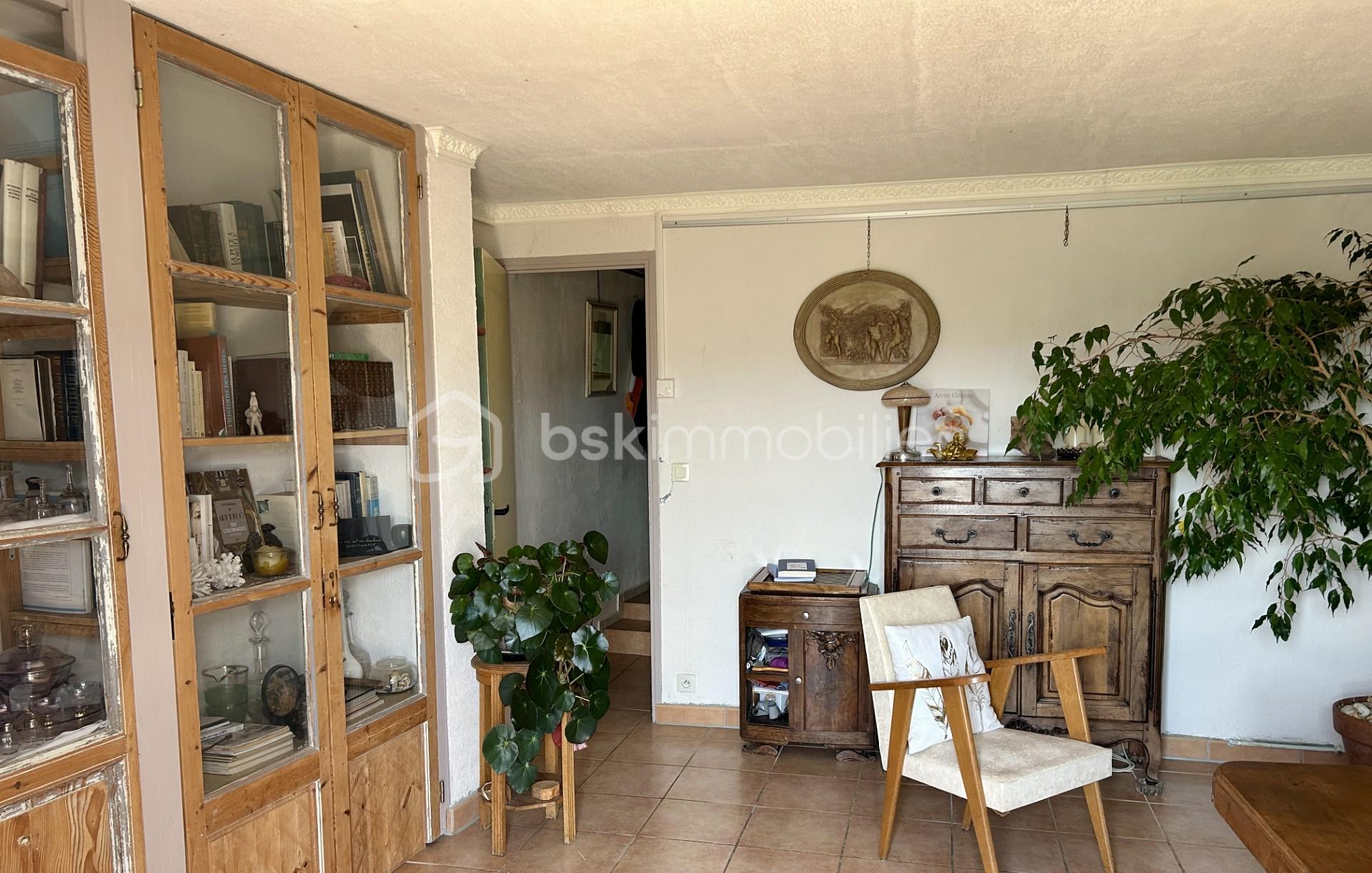 Maison de village de 130 m² - SALON BIS.jpg