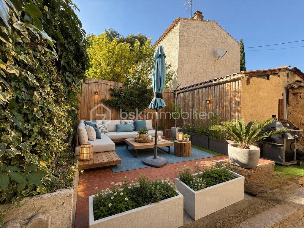 bord_de_mer-outdoor_terrace-gepetto-Photoroom (1).jpg