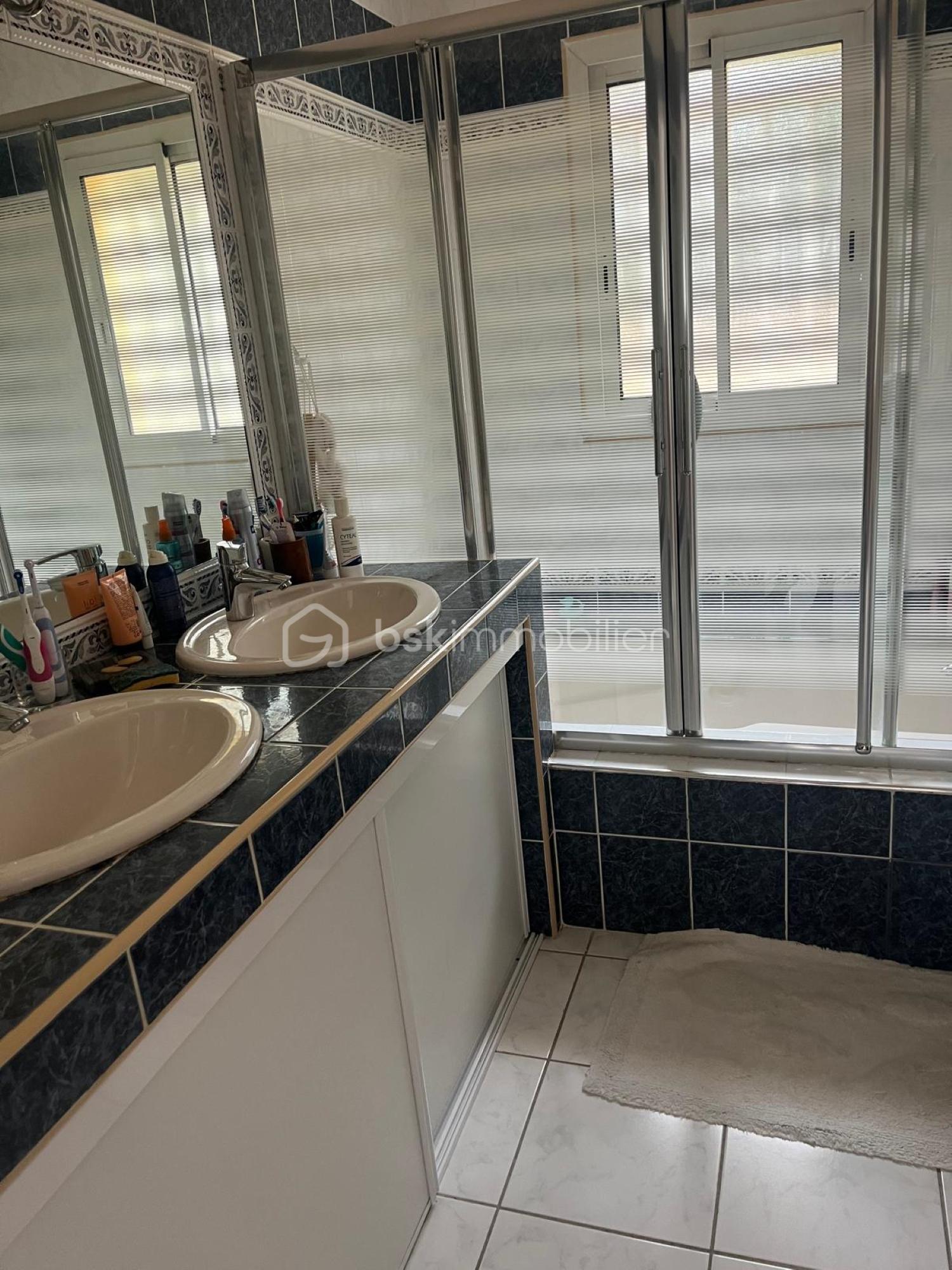 Maison d architecte de 170 m² - PHOTO-2026-02-10-19-05-01 (2).jpg