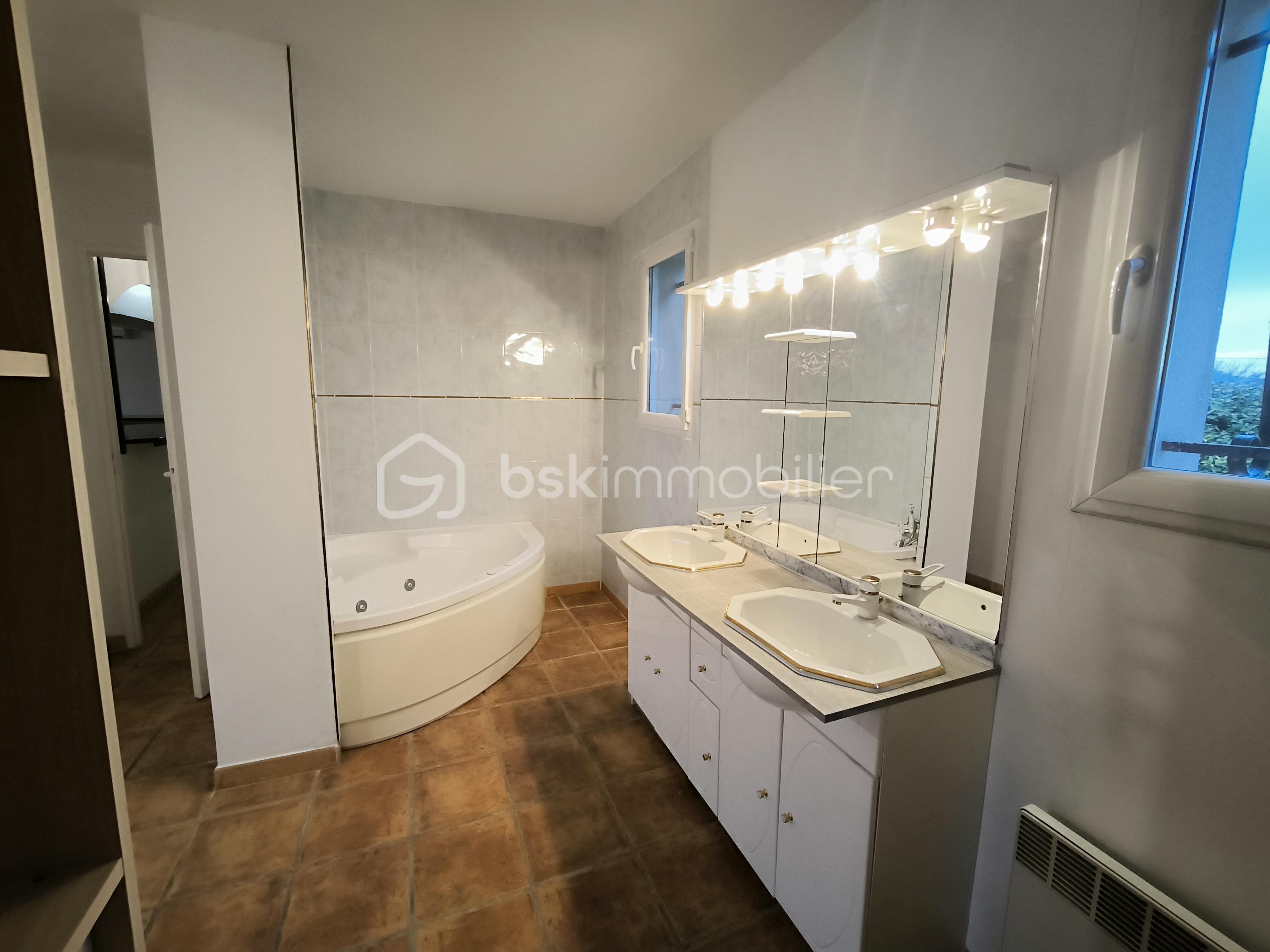 Maison de 133 m² - 1734102140377.jpg