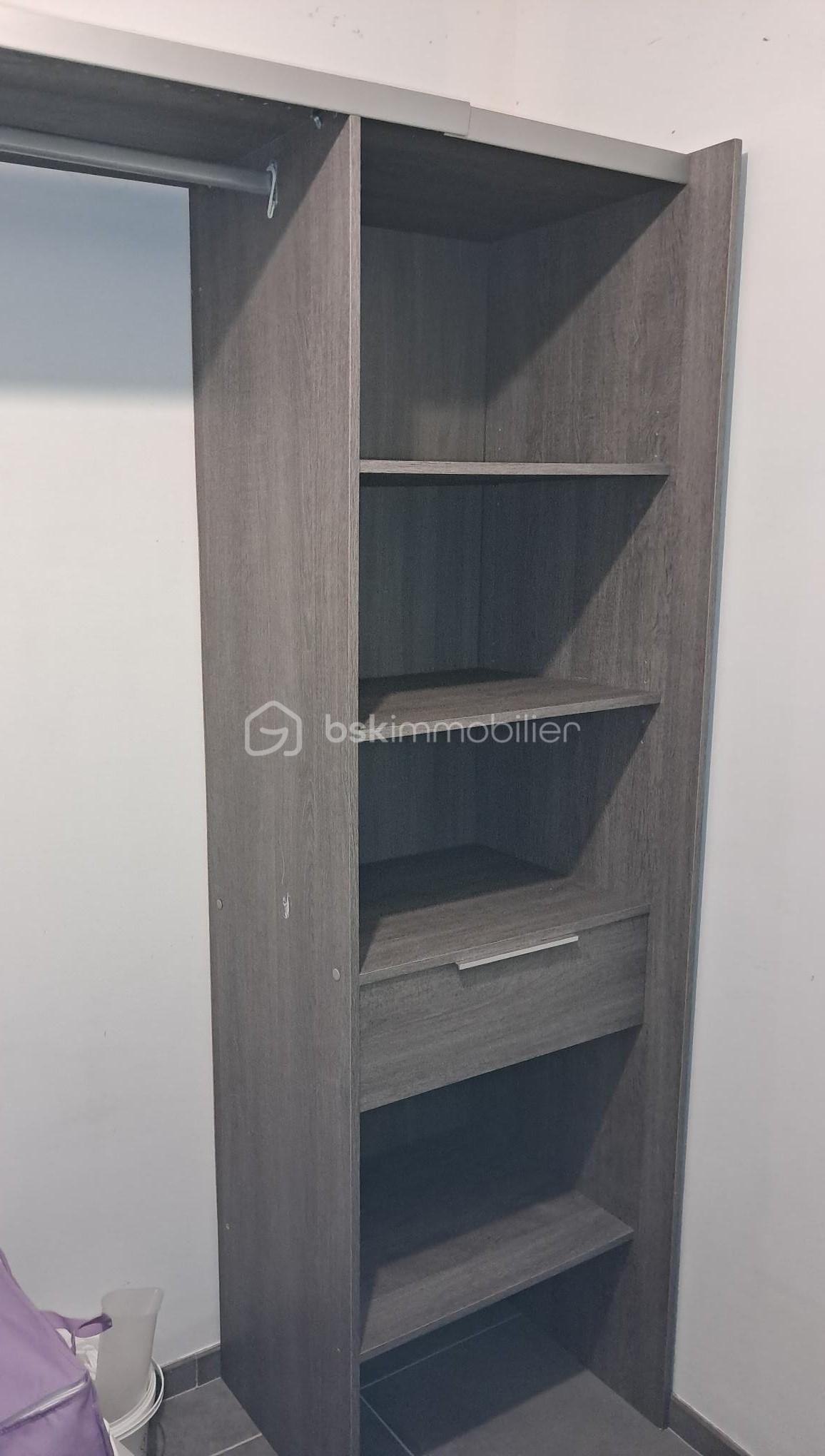 Villa de 76 m² - dressing1.jpg