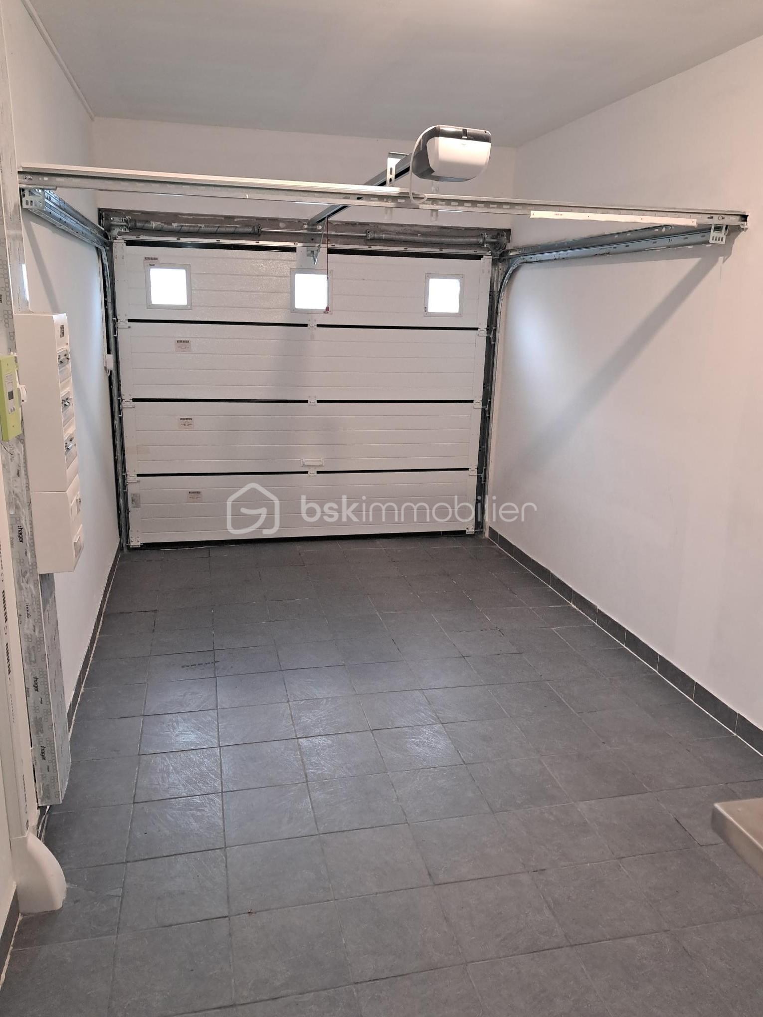 Villa de 76 m² - garage 1.jpg