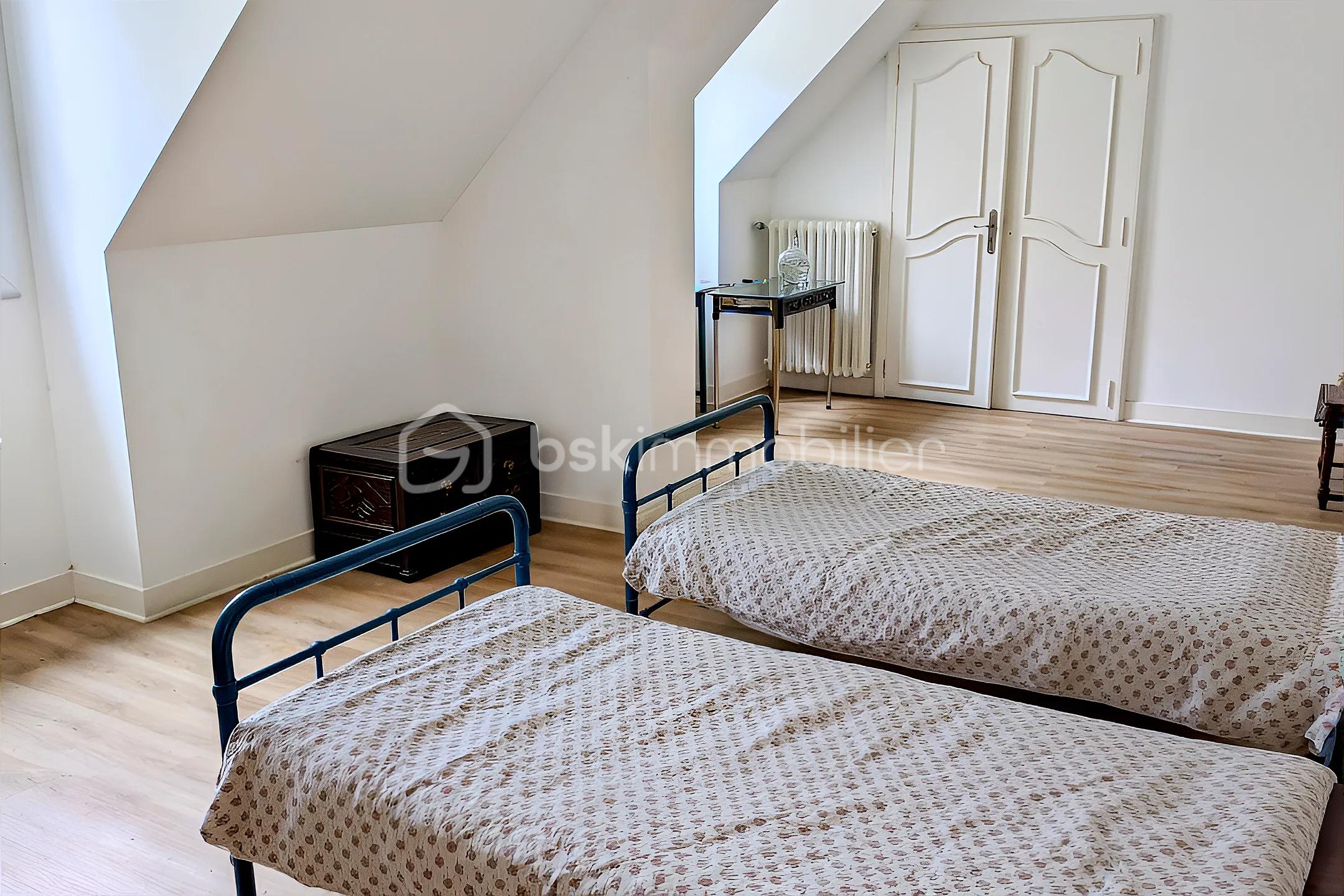 Maison de 192 m² - 615def19-532f-4252-82ce-102013498dbf.jpg