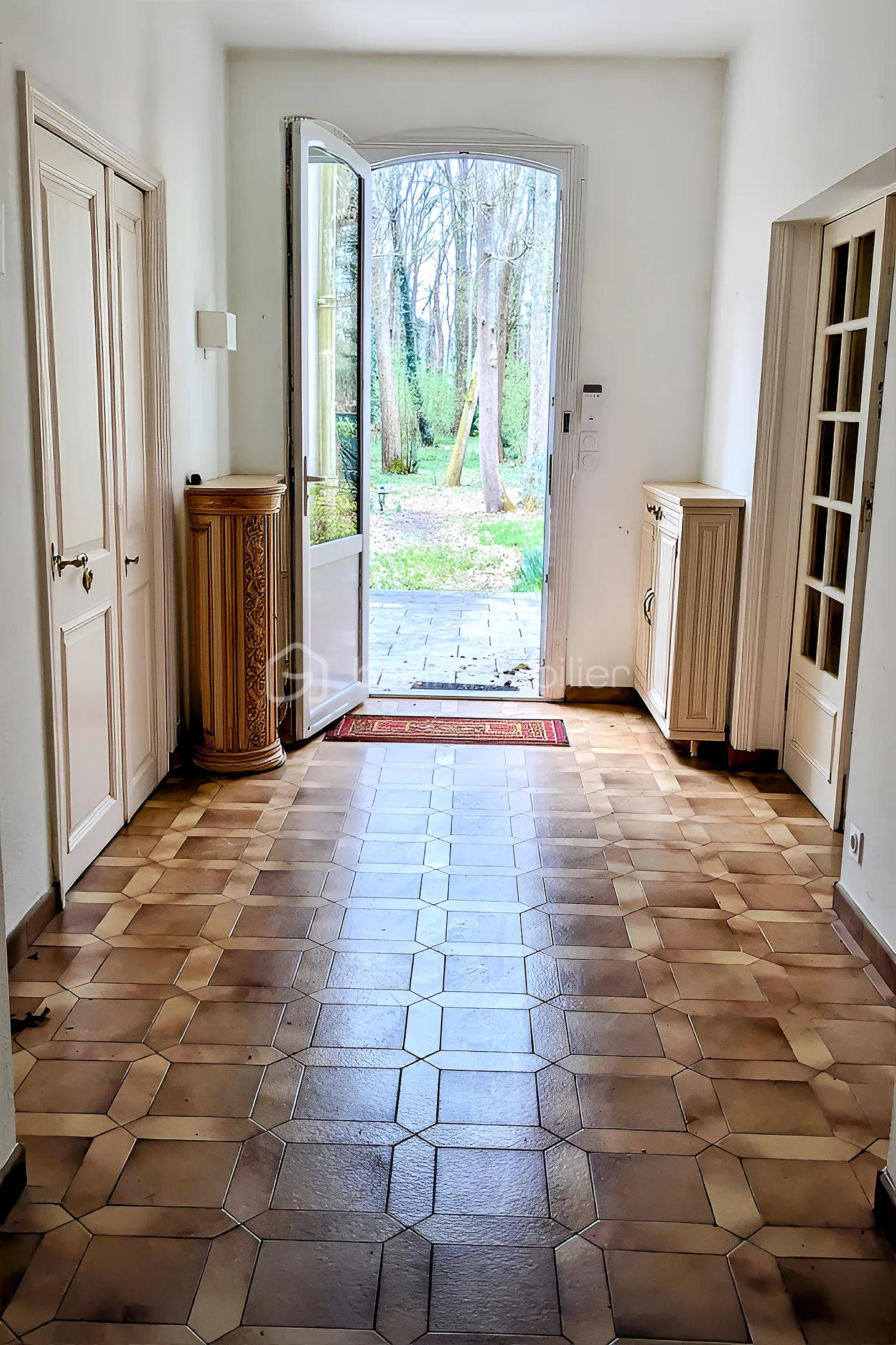 Maison de 192 m² - e83401f3-6275-4083-b811-d81822ee2e18.jpg
