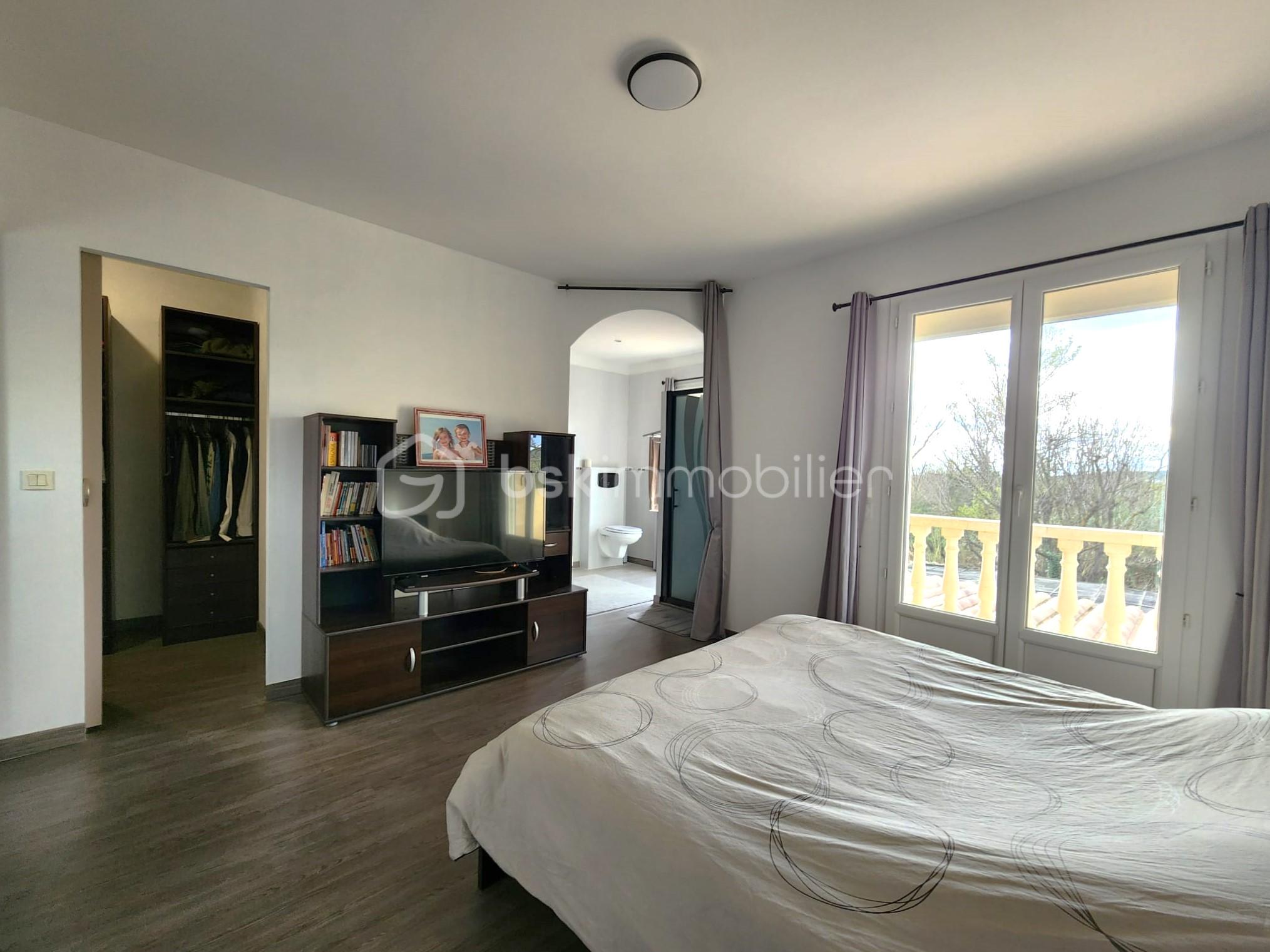 Villa de 183 m² - bddc6b43-79ae-4724-a6e8-27c477cec9f5.jpg