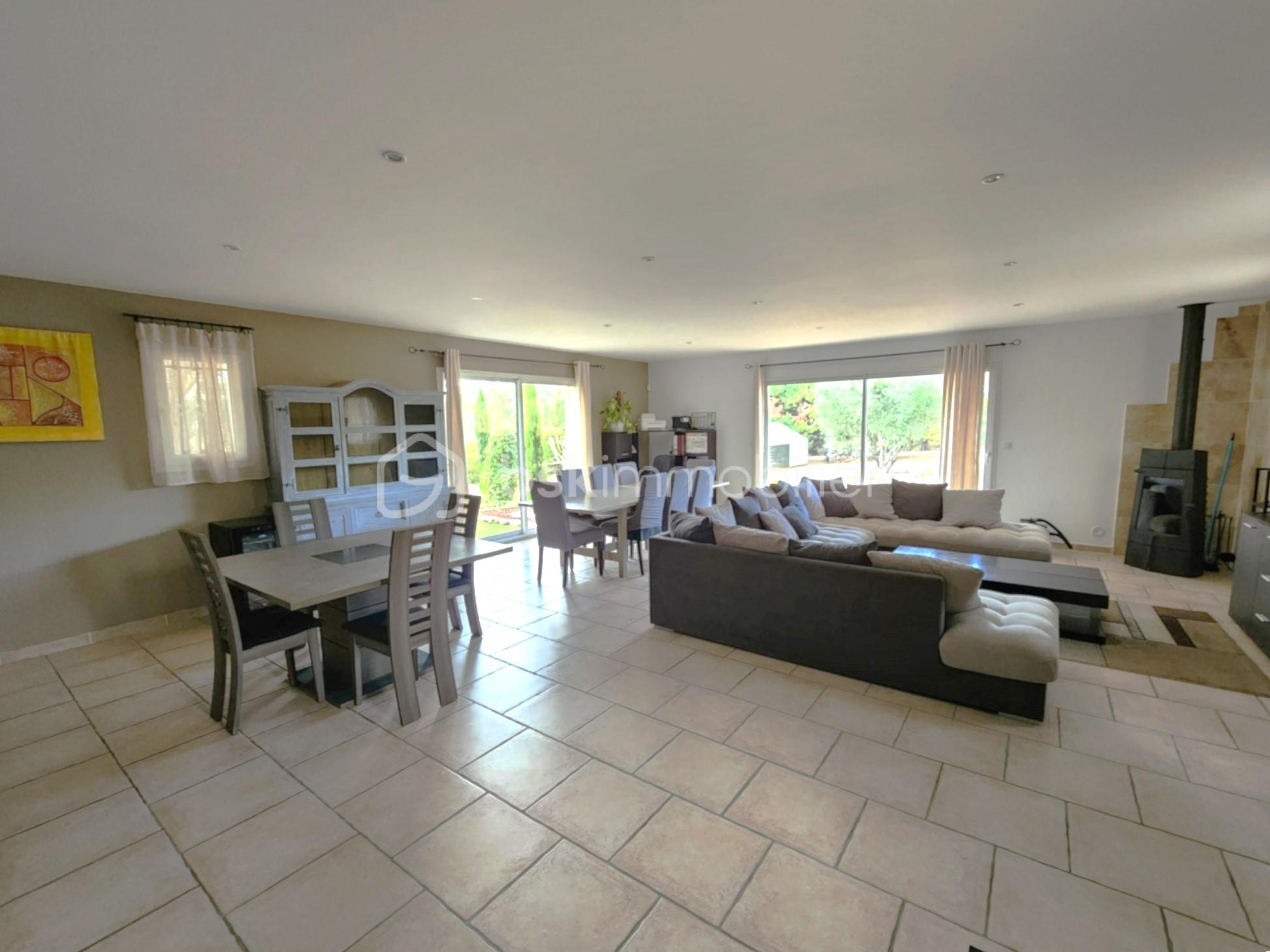 Villa de 183 m² - 985a69cc-c3bf-4742-8845-64c56e97f377.jpg