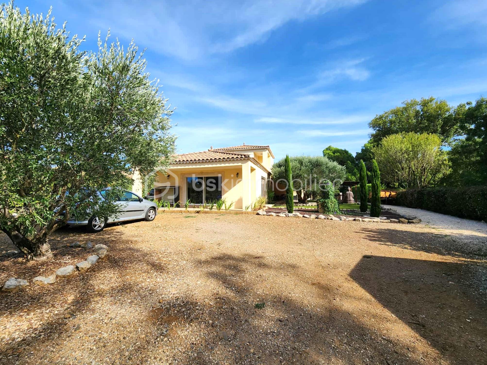 Villa de 183 m² - 65fd11f9-86ea-46f5-ac22-531fcc5341cb.jpg
