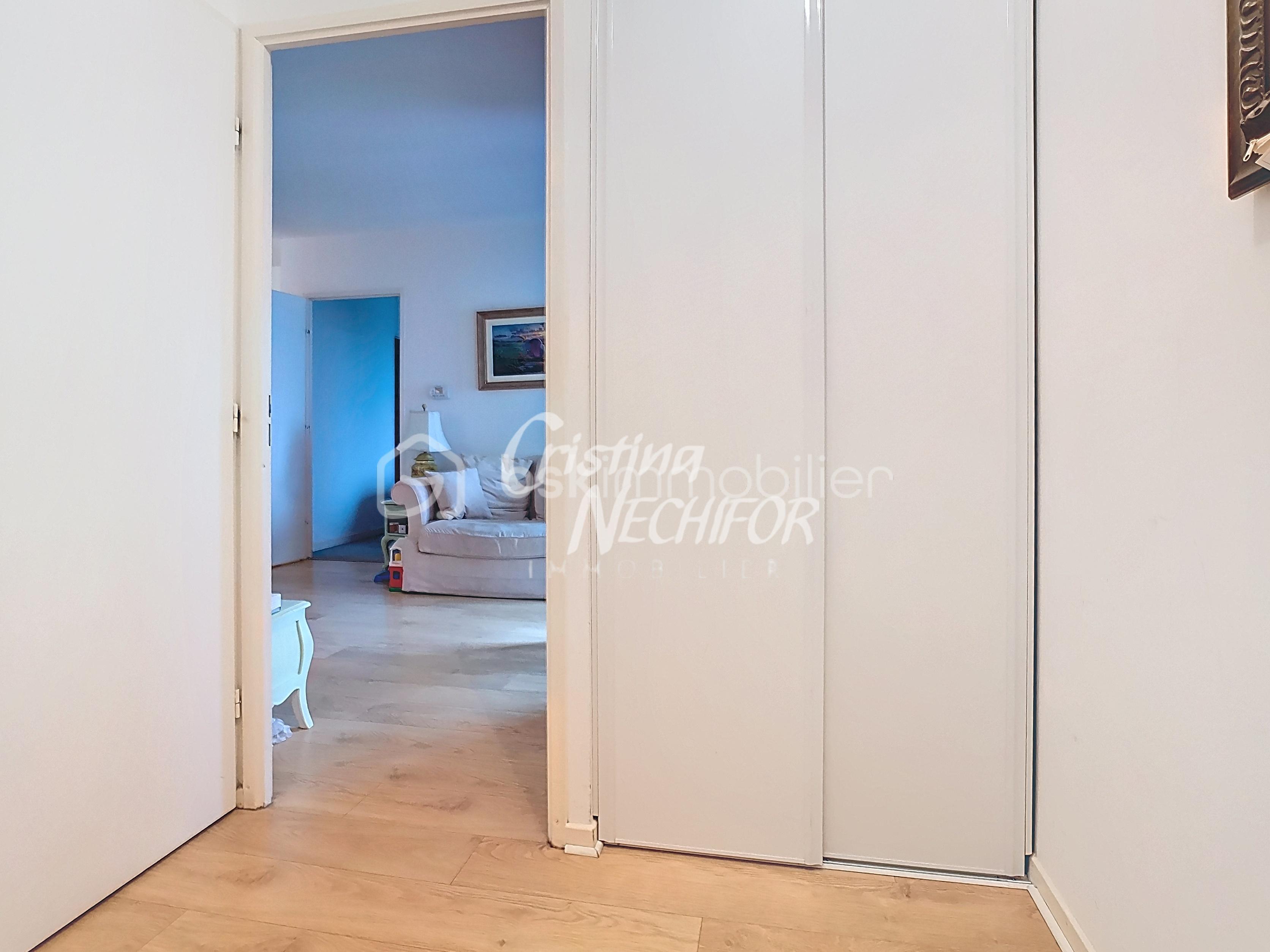 Appartement de 45 m² - castel_00001 2.jpg