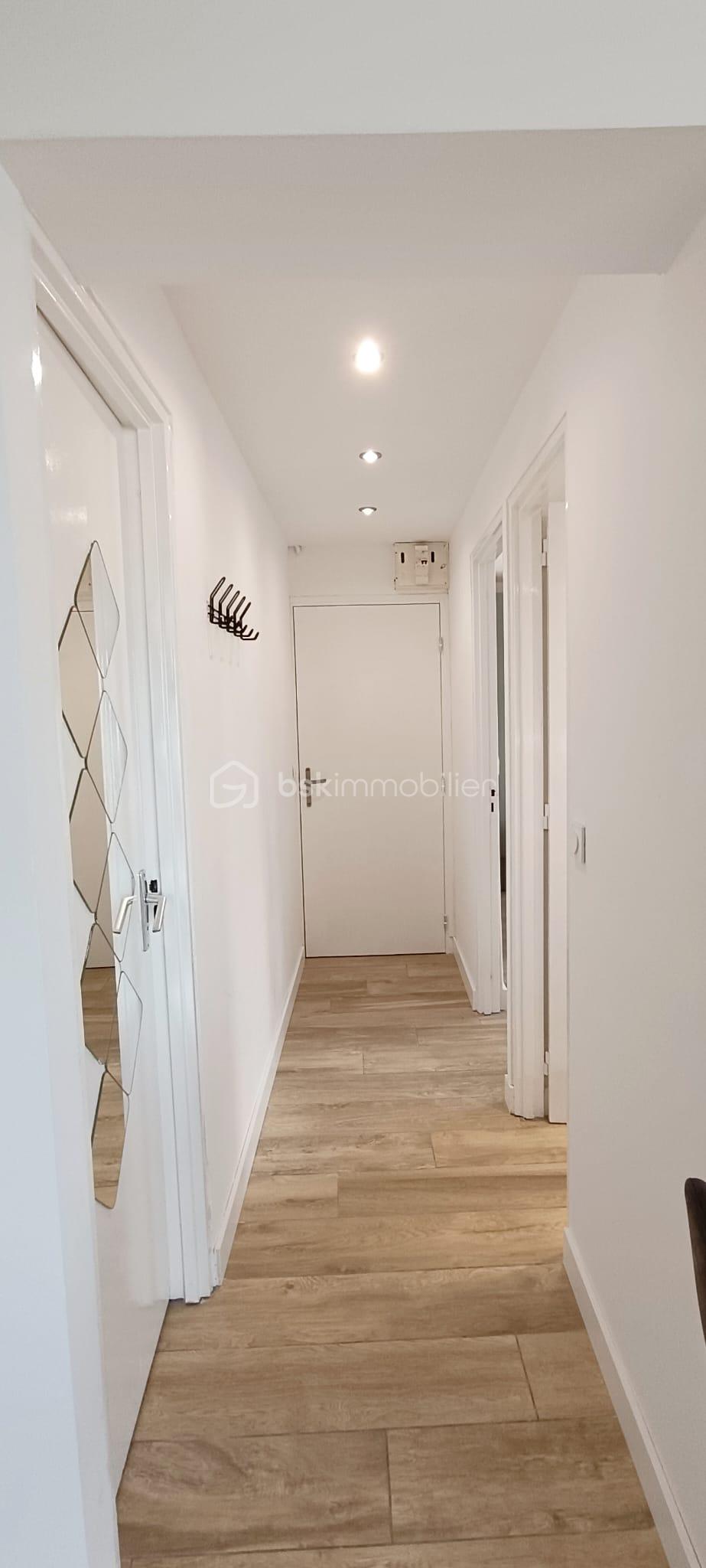 Appartement de 37,62 m² - COULOIR.jpg