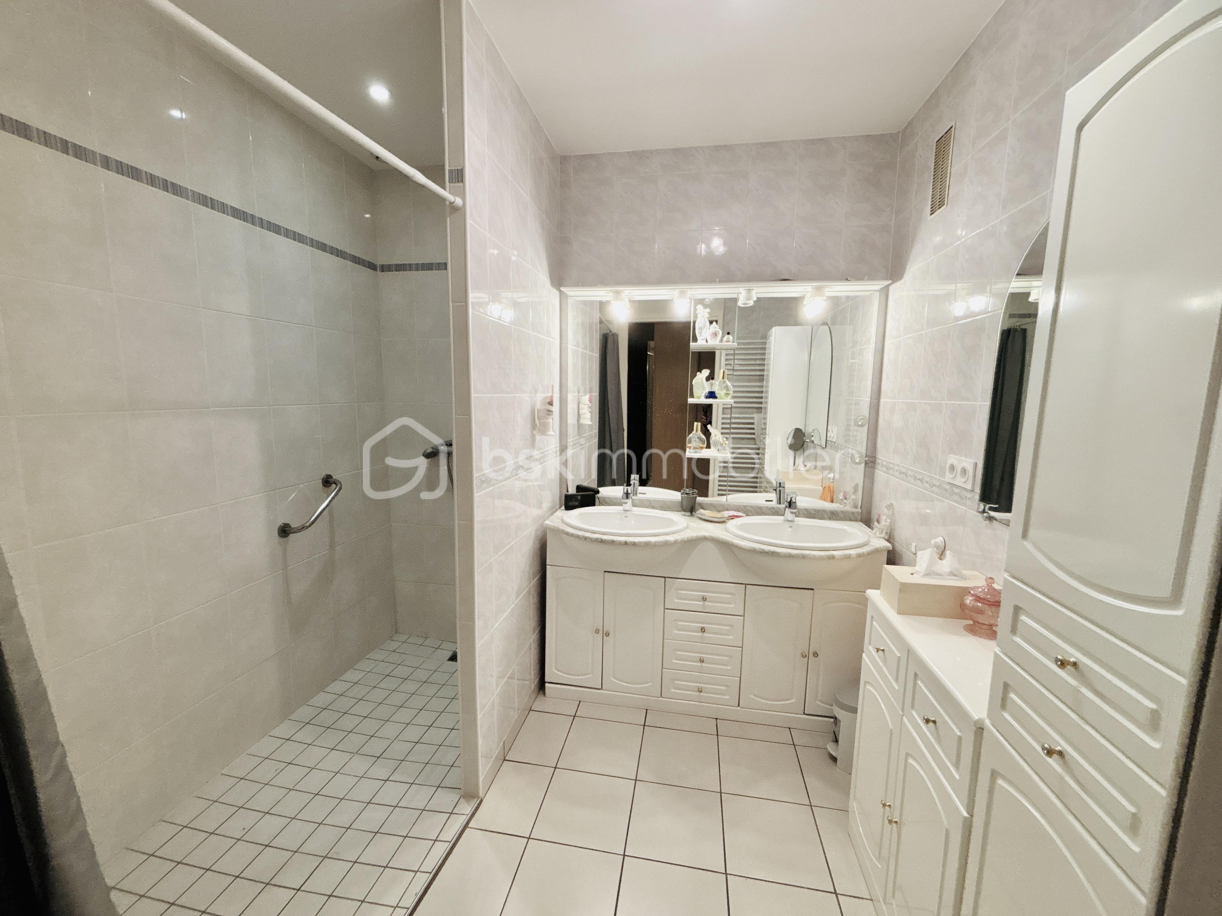 Maison de 100 m² - DJI_20251120_120901_868.jpg