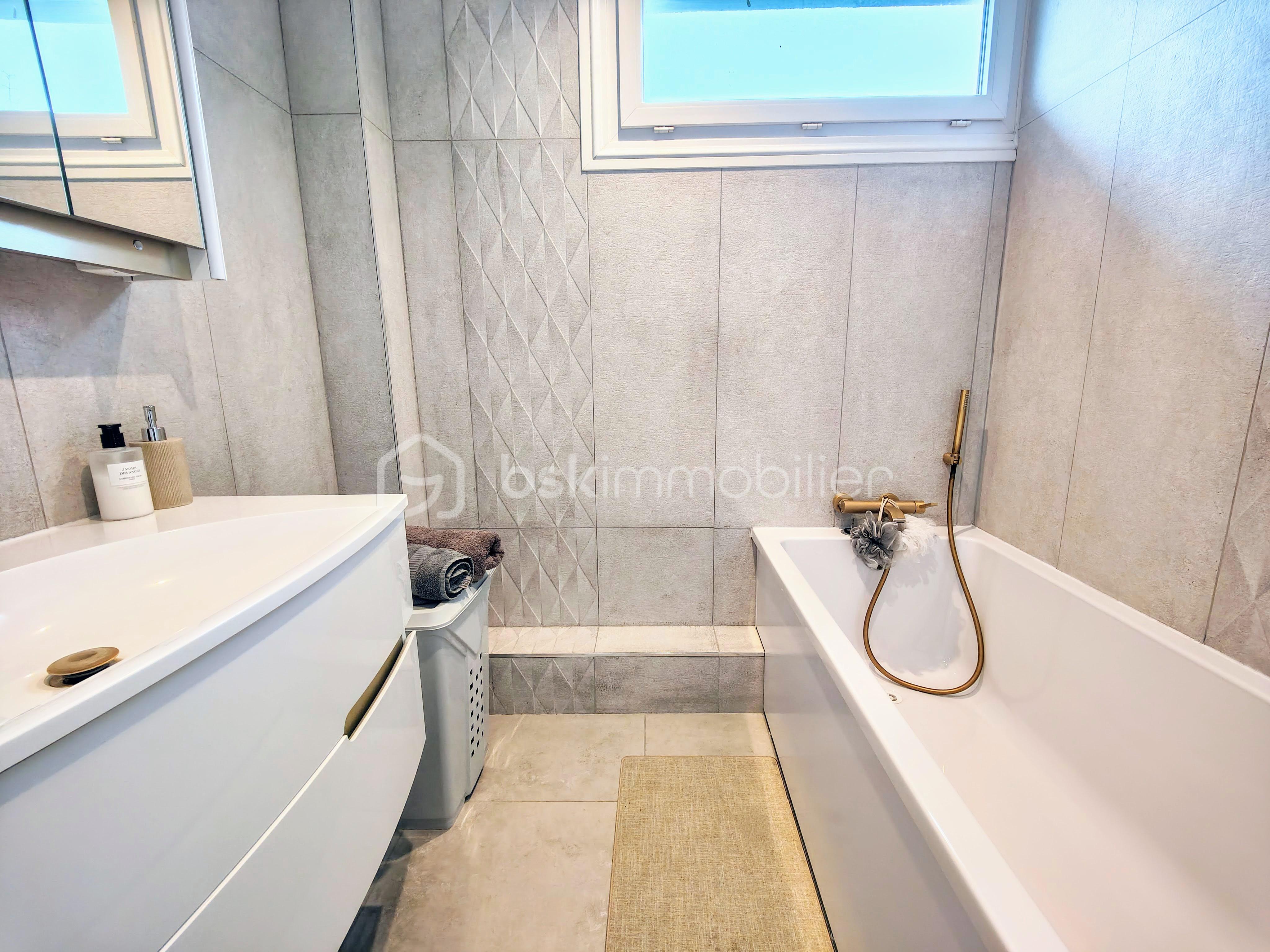 Appartement de 75,78 m² - IMG20250213143612~2.jpg