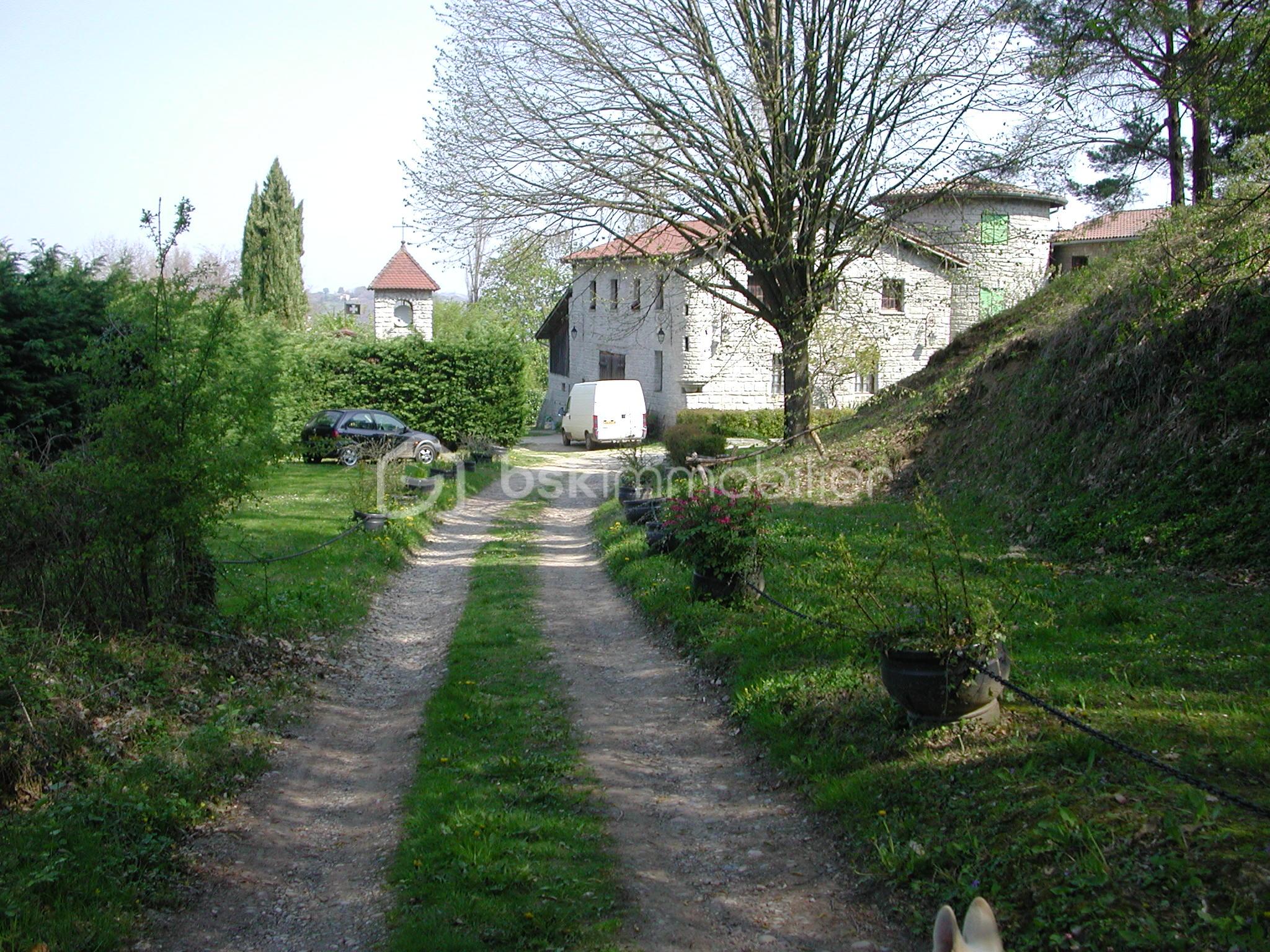 Maison de 600 m² - extérieur 7.JPG