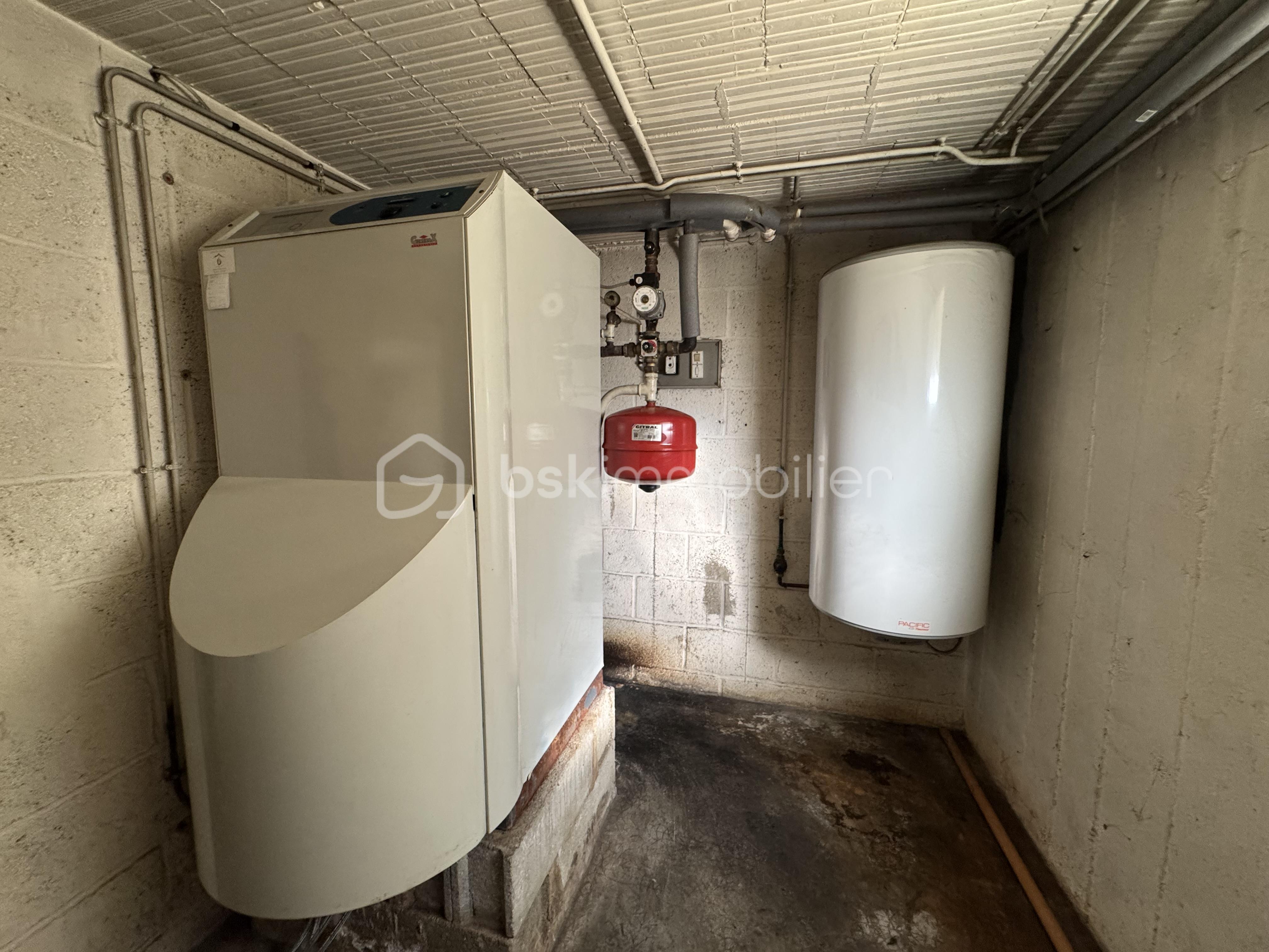 Maison en pierre de 111 m² - chaufferie.jpeg