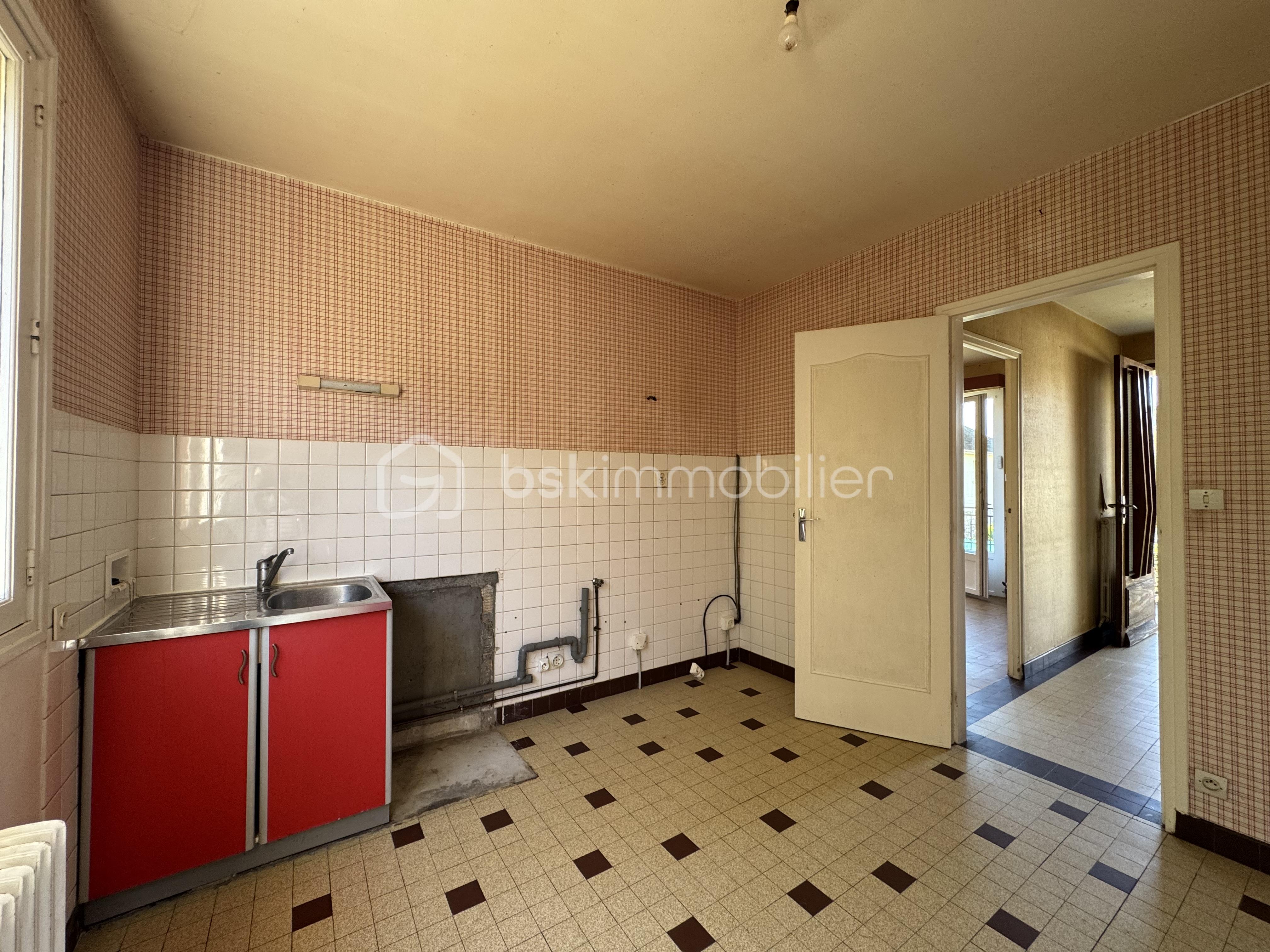 Maison en pierre de 111 m² - cuisine 1.jpeg